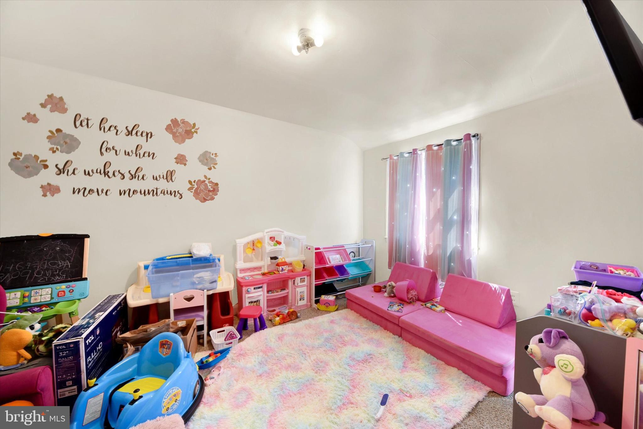 MIDDLESEX - Residential