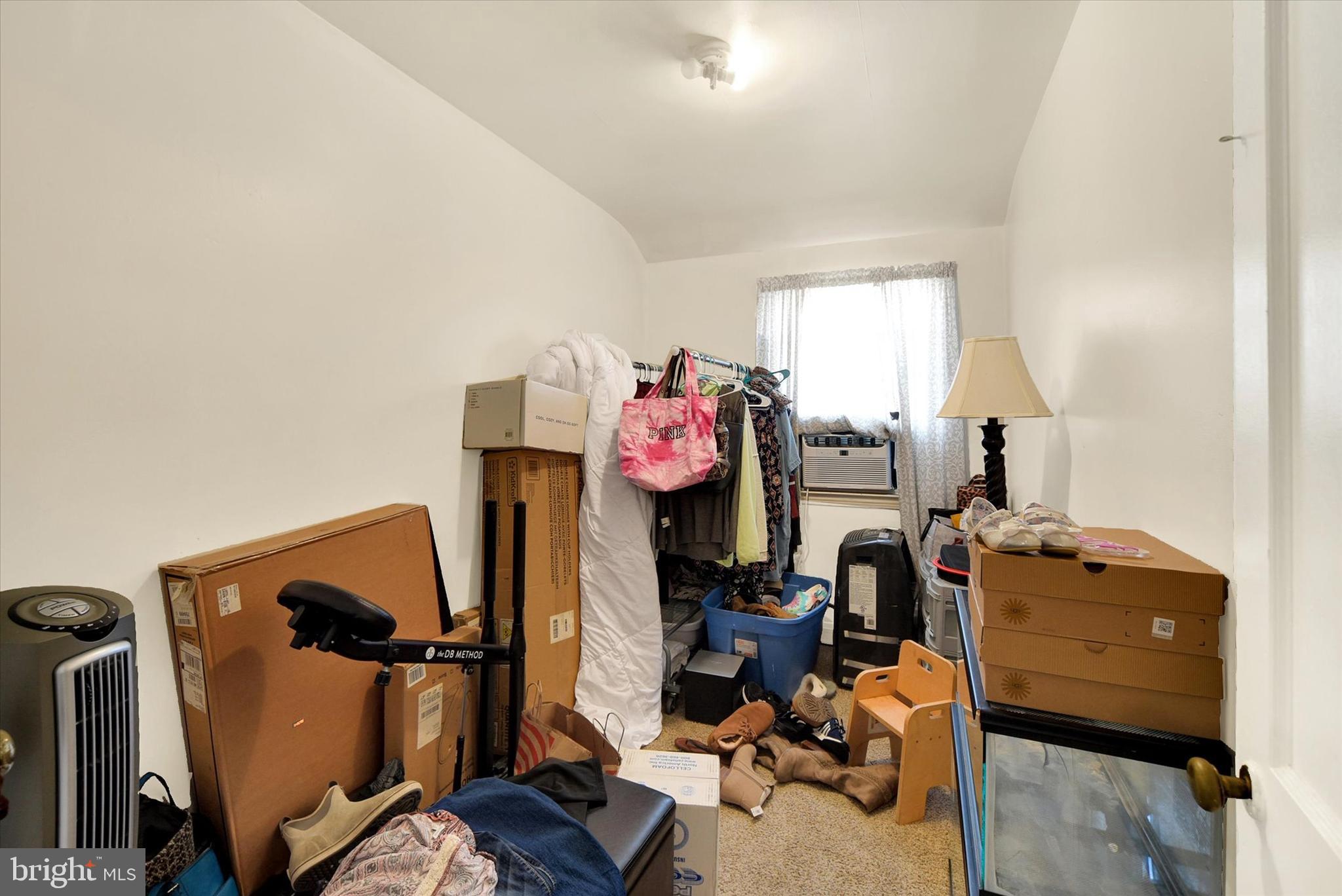 MIDDLESEX - Residential