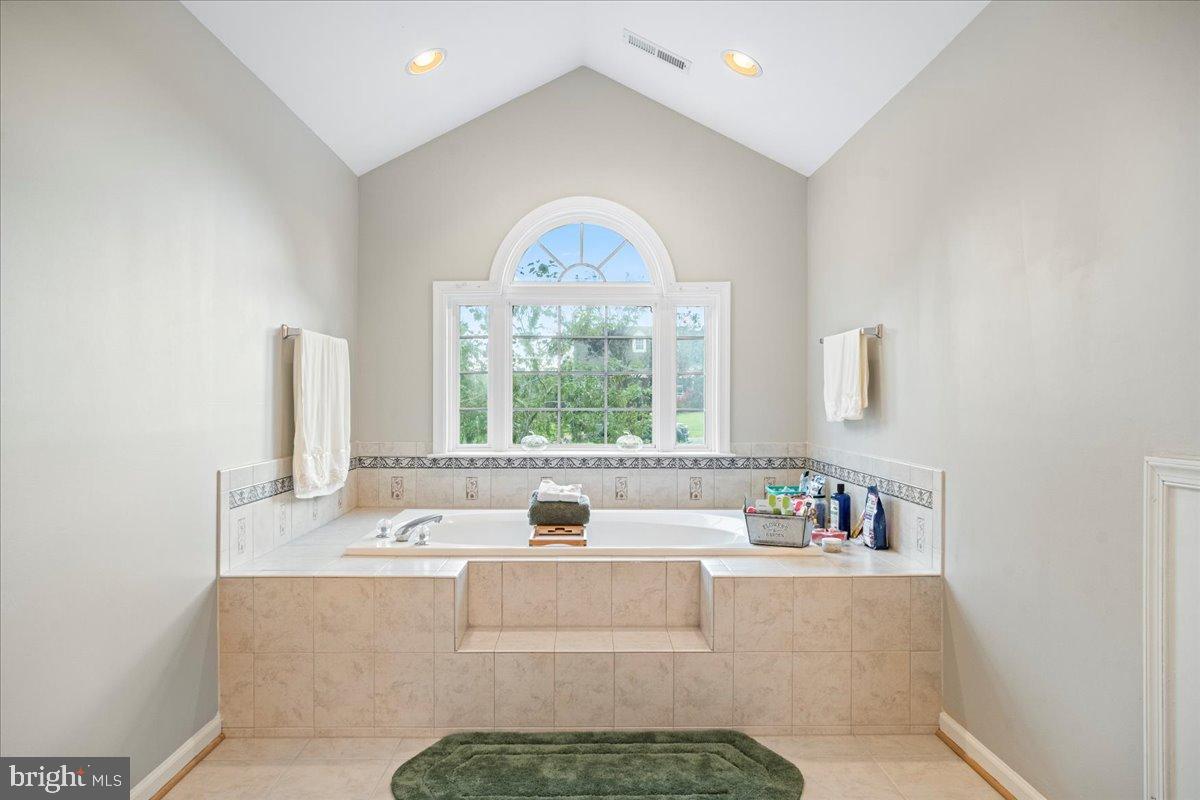 BROOKESMILL ESTATES - Residential