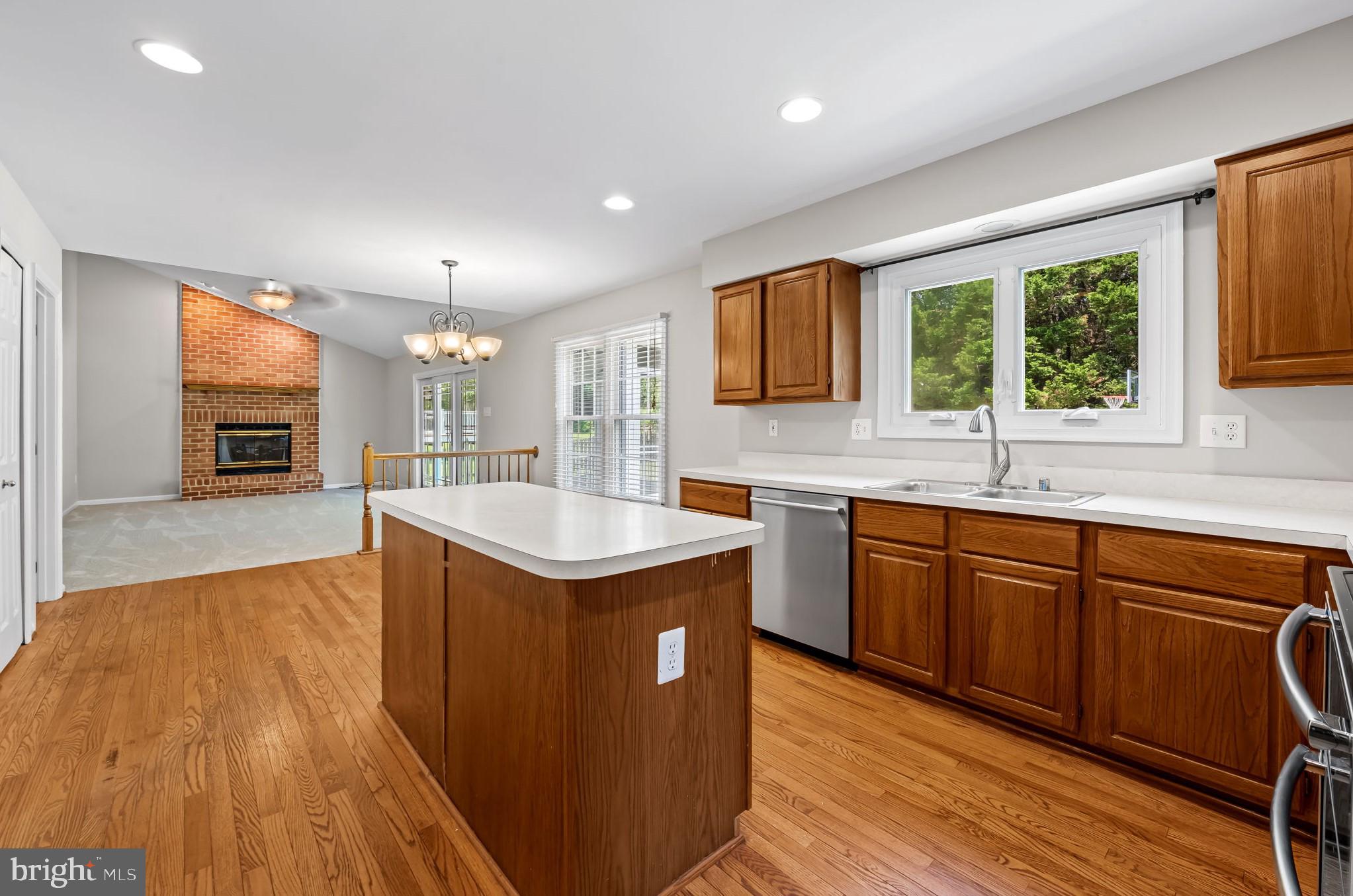 MONTGOMERY MEADOWS - Residential