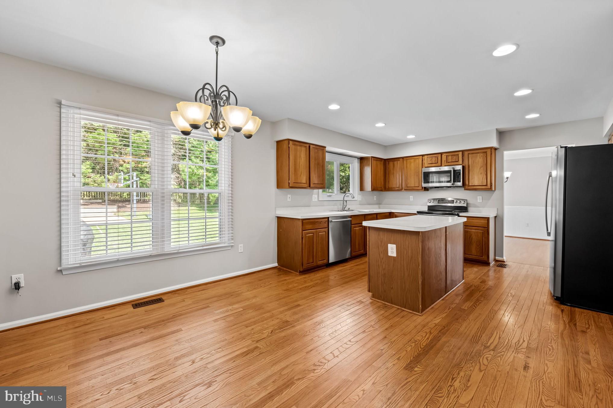 MONTGOMERY MEADOWS - Residential