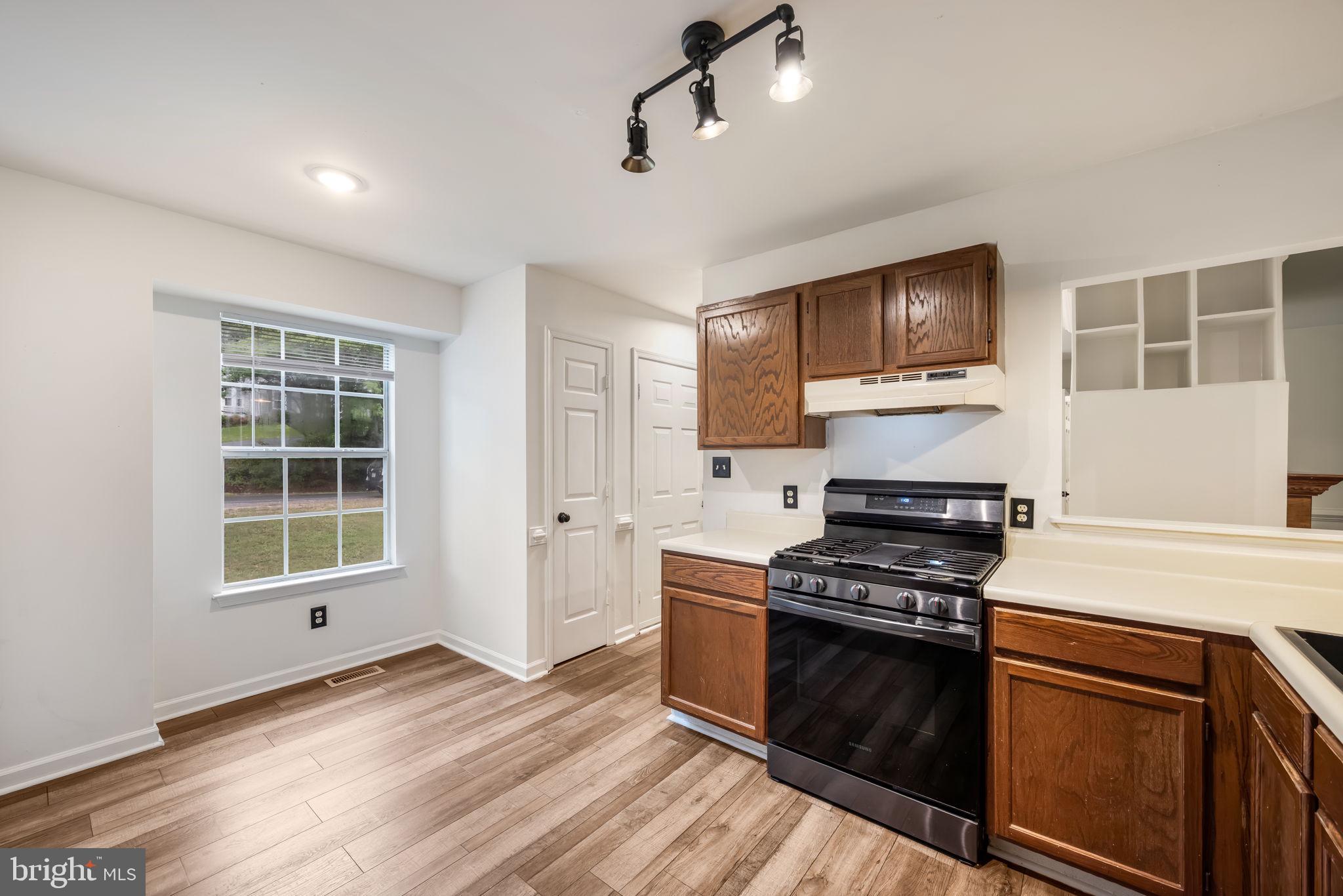 HOLLEYBROOKE - Residential