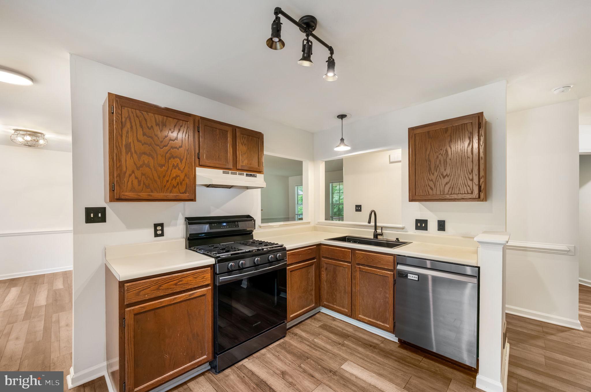 HOLLEYBROOKE - Residential