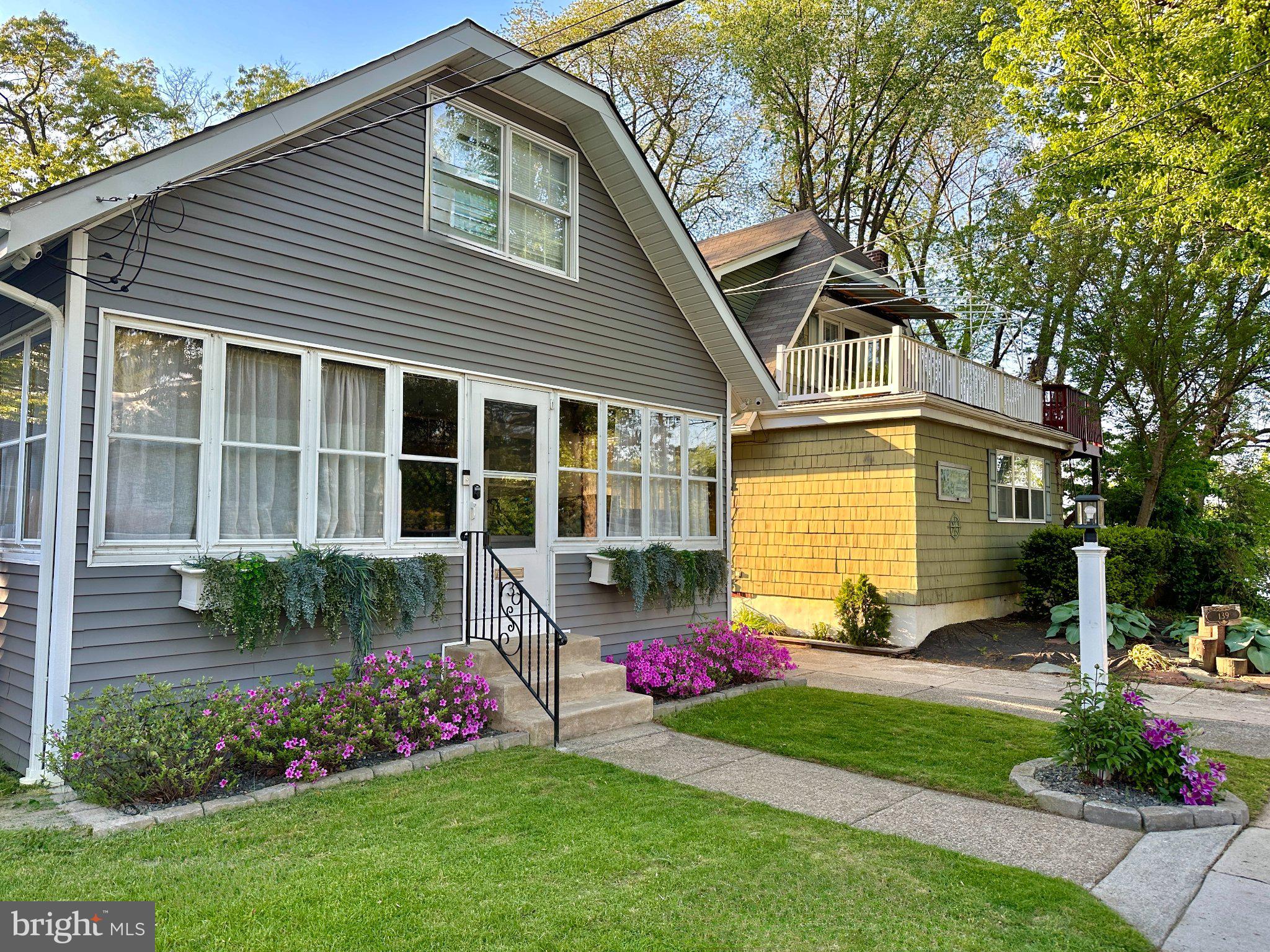 135 E WAYNE TERRACE