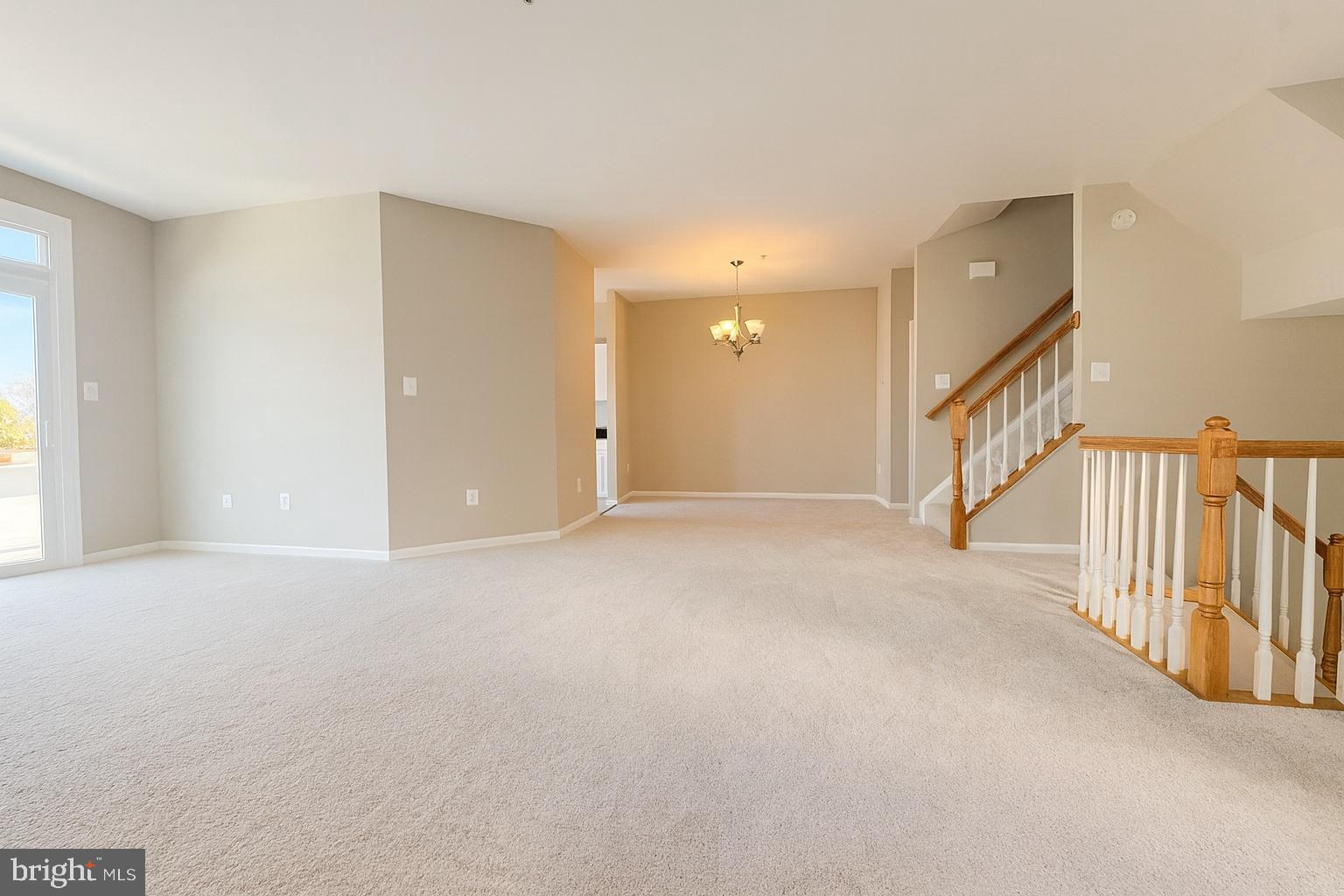 ASHBURN VILLAGE - Residential Lease