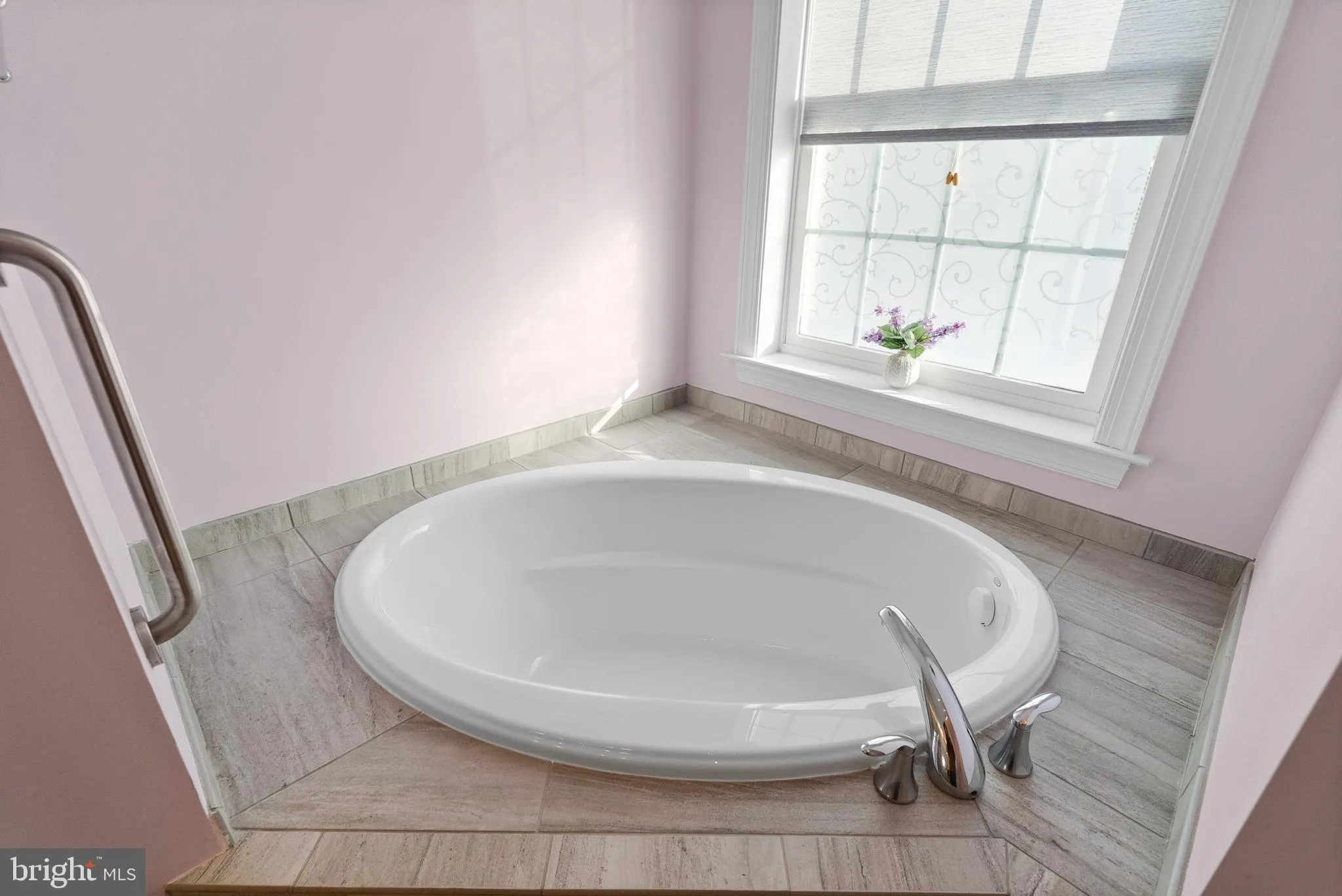 Schwenksville, Pennsylvania 19473, United States, 3 Bedrooms Bedrooms, ,3 BathroomsBathrooms,Residential,Pending,14326