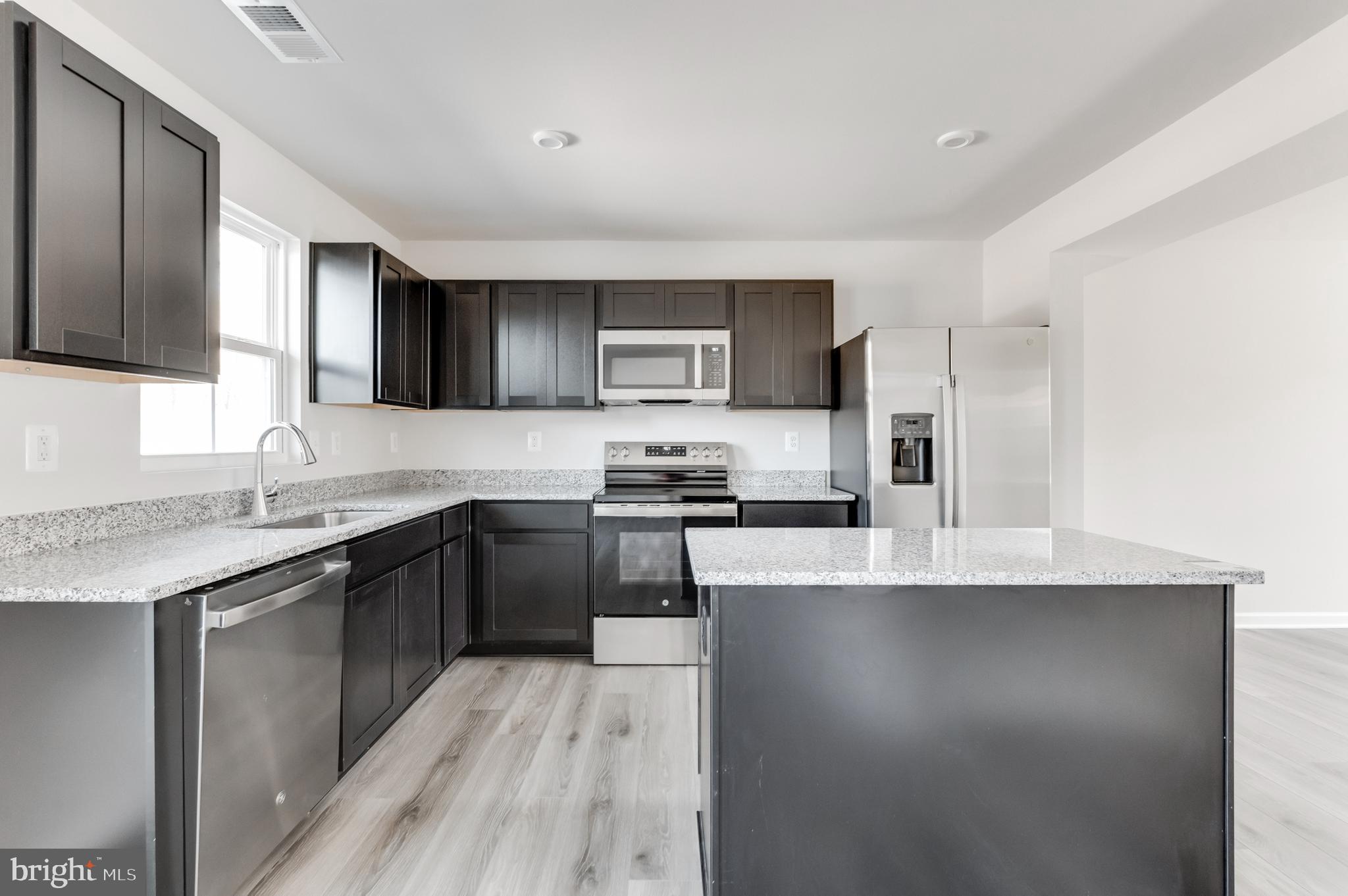 PENDLETON GOLF CLUB - Residential Lease