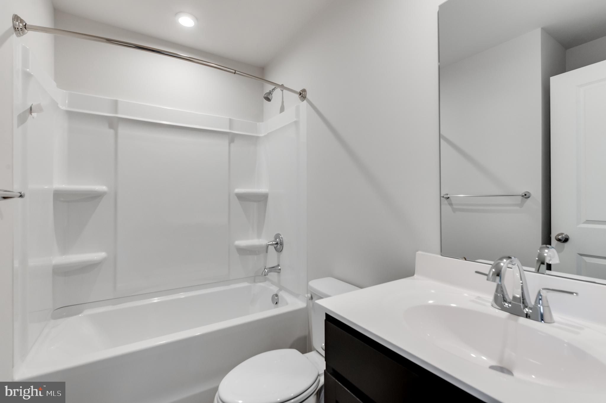 PENDLETON GOLF CLUB - Residential Lease