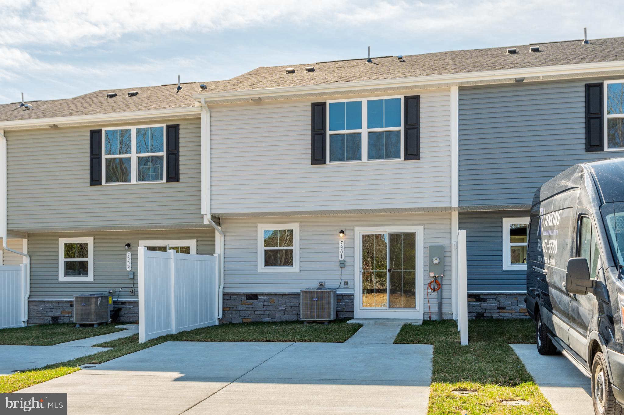 PENDLETON GOLF CLUB - Residential Lease