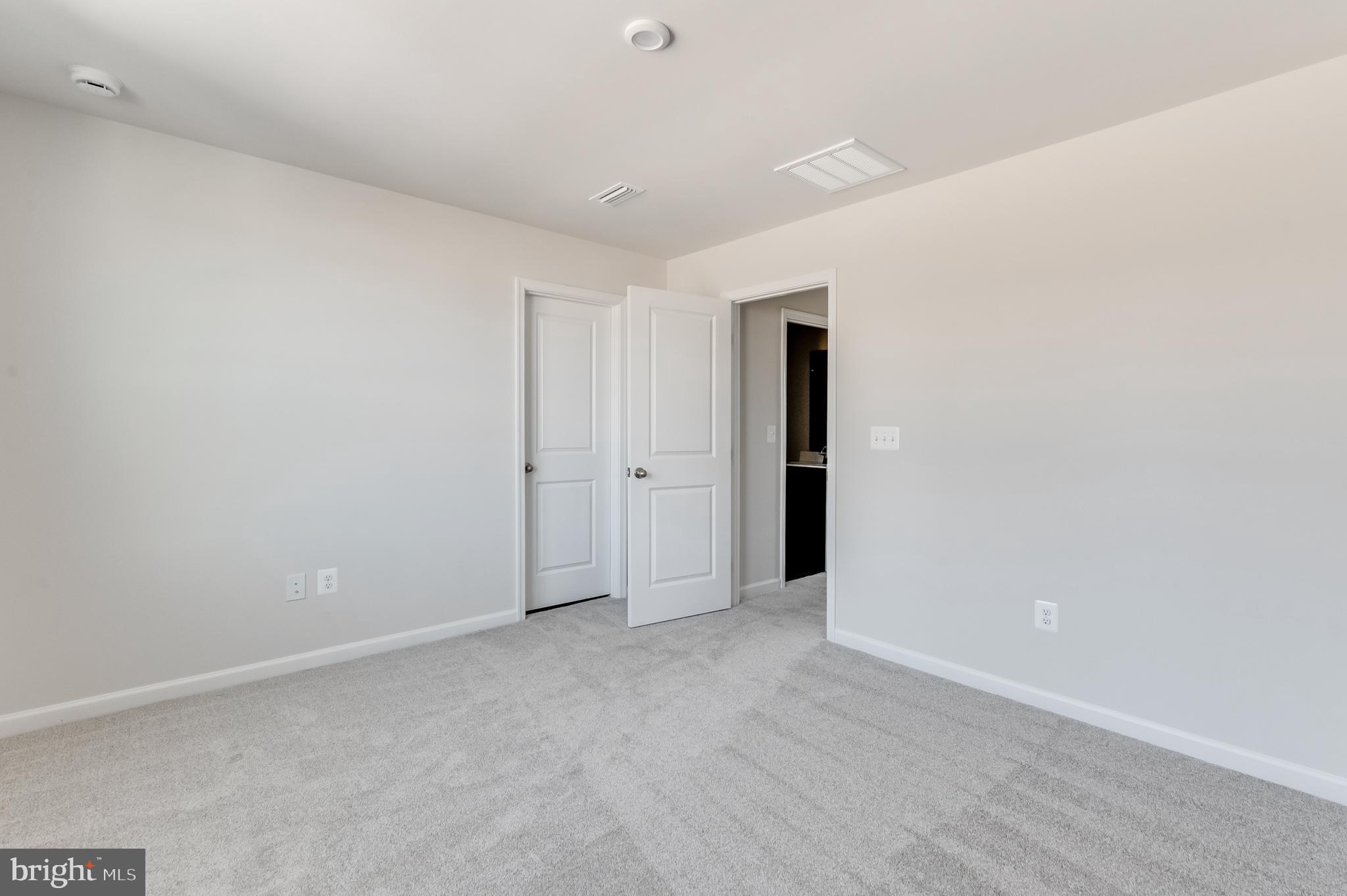 PENDLETON GOLF CLUB - Residential Lease