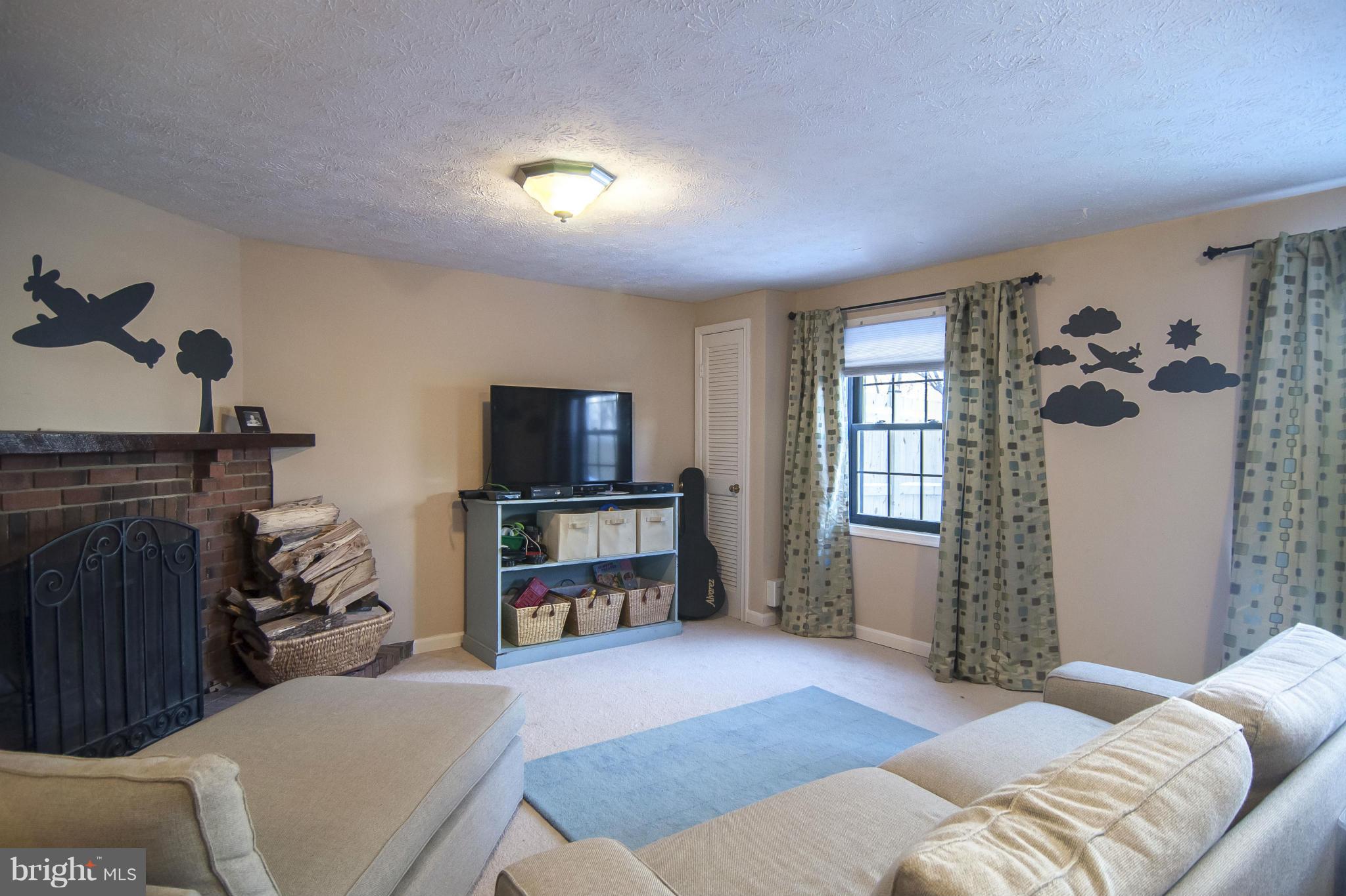 CARDINAL GLEN - Residential