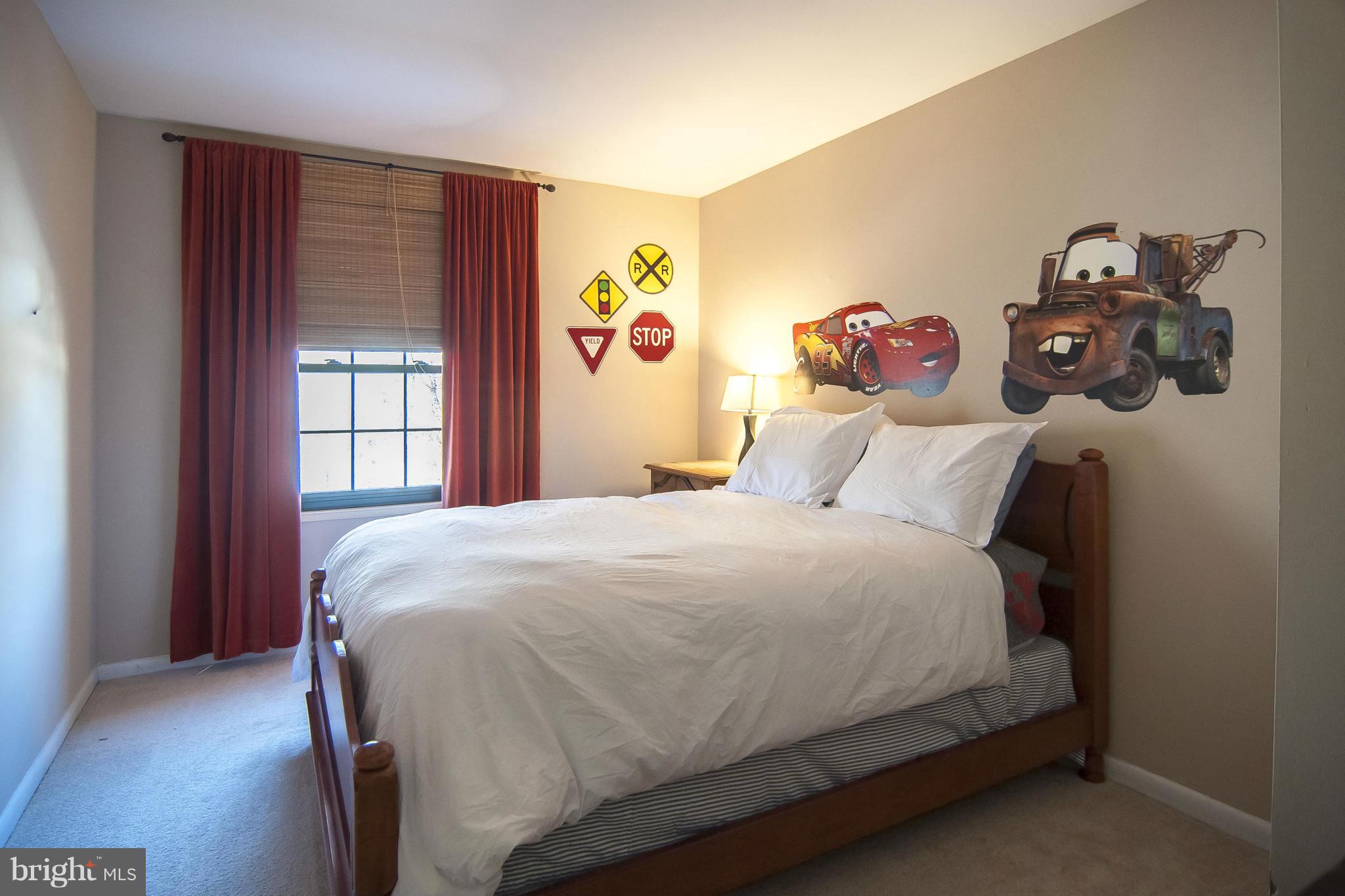 CARDINAL GLEN - Residential