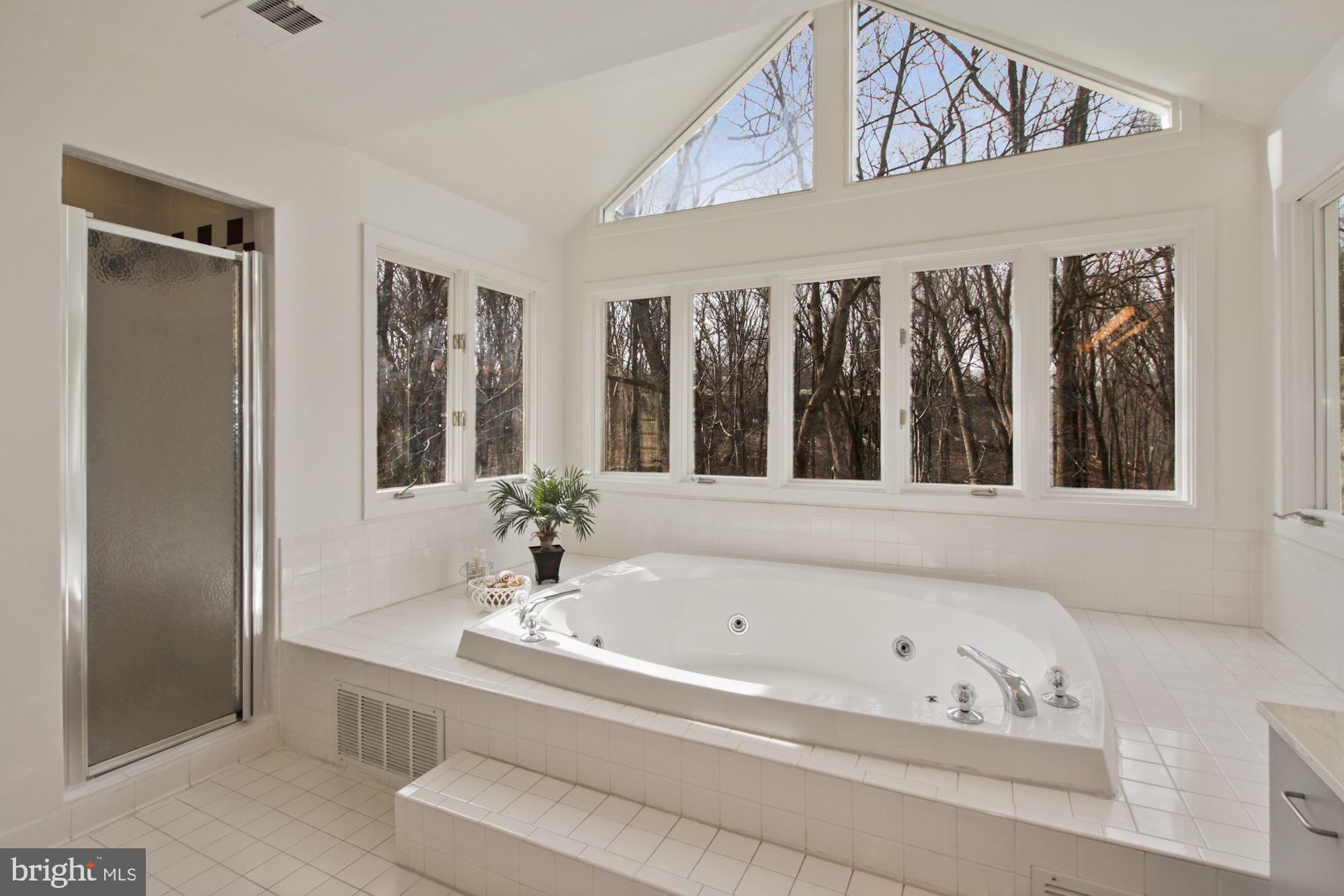 INVERNESS FOREST - Residential