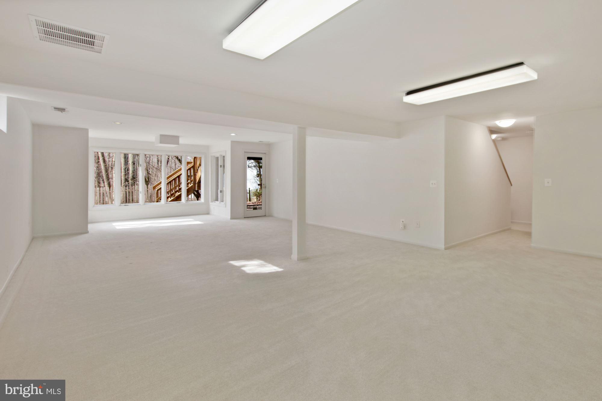 INVERNESS FOREST - Residential