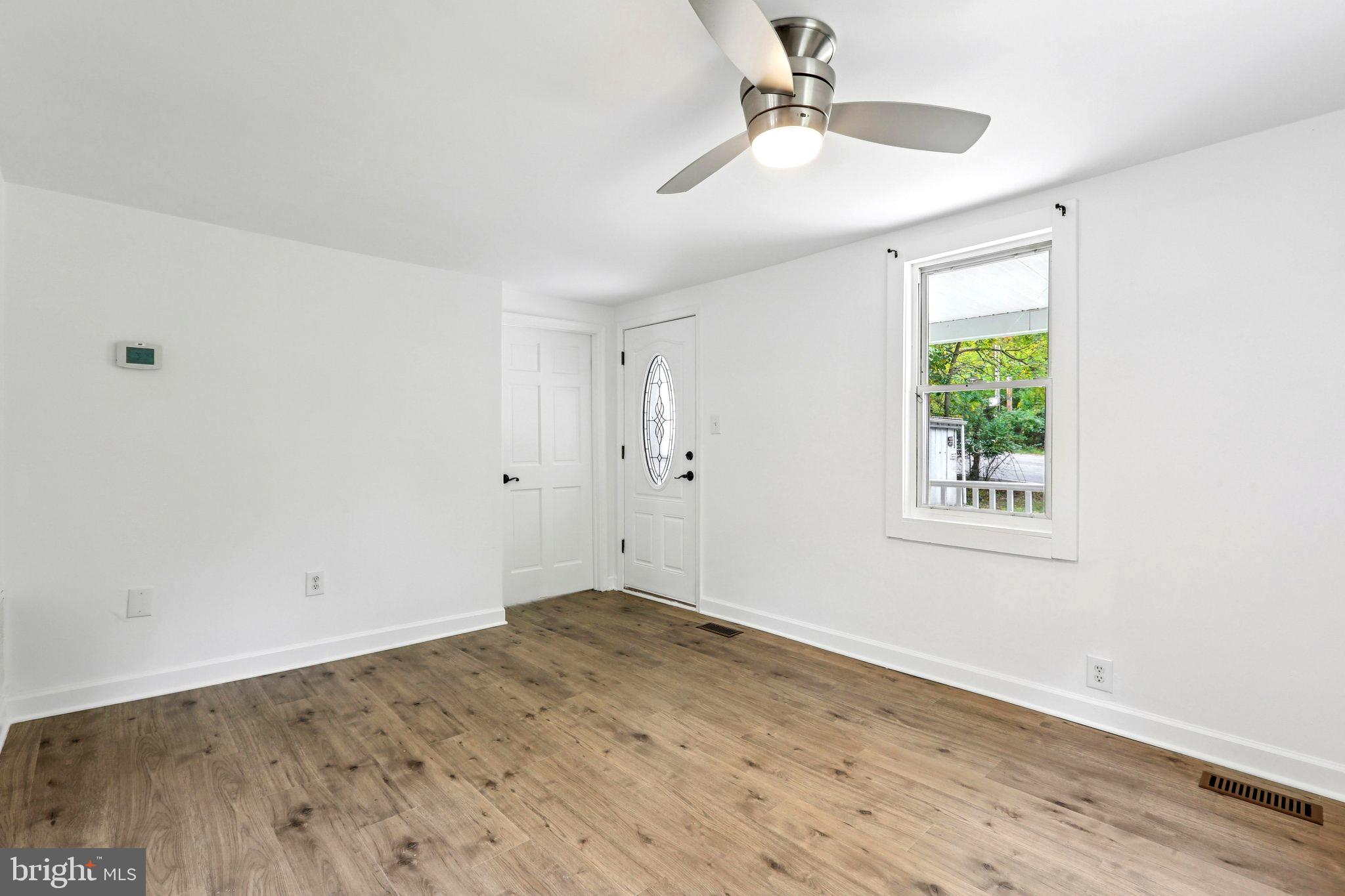 KINGSVILLE - Residential