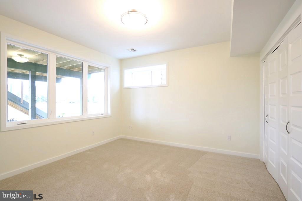 ROCKEY RIDGE - Residential