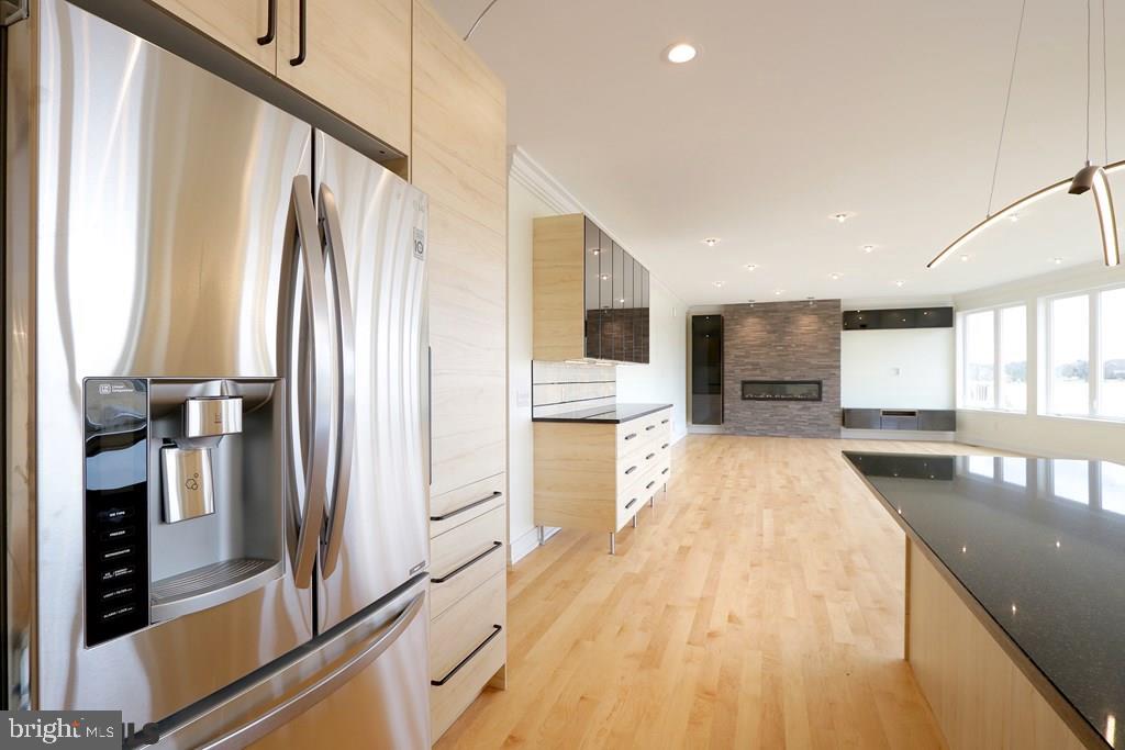 ROCKEY RIDGE - Residential