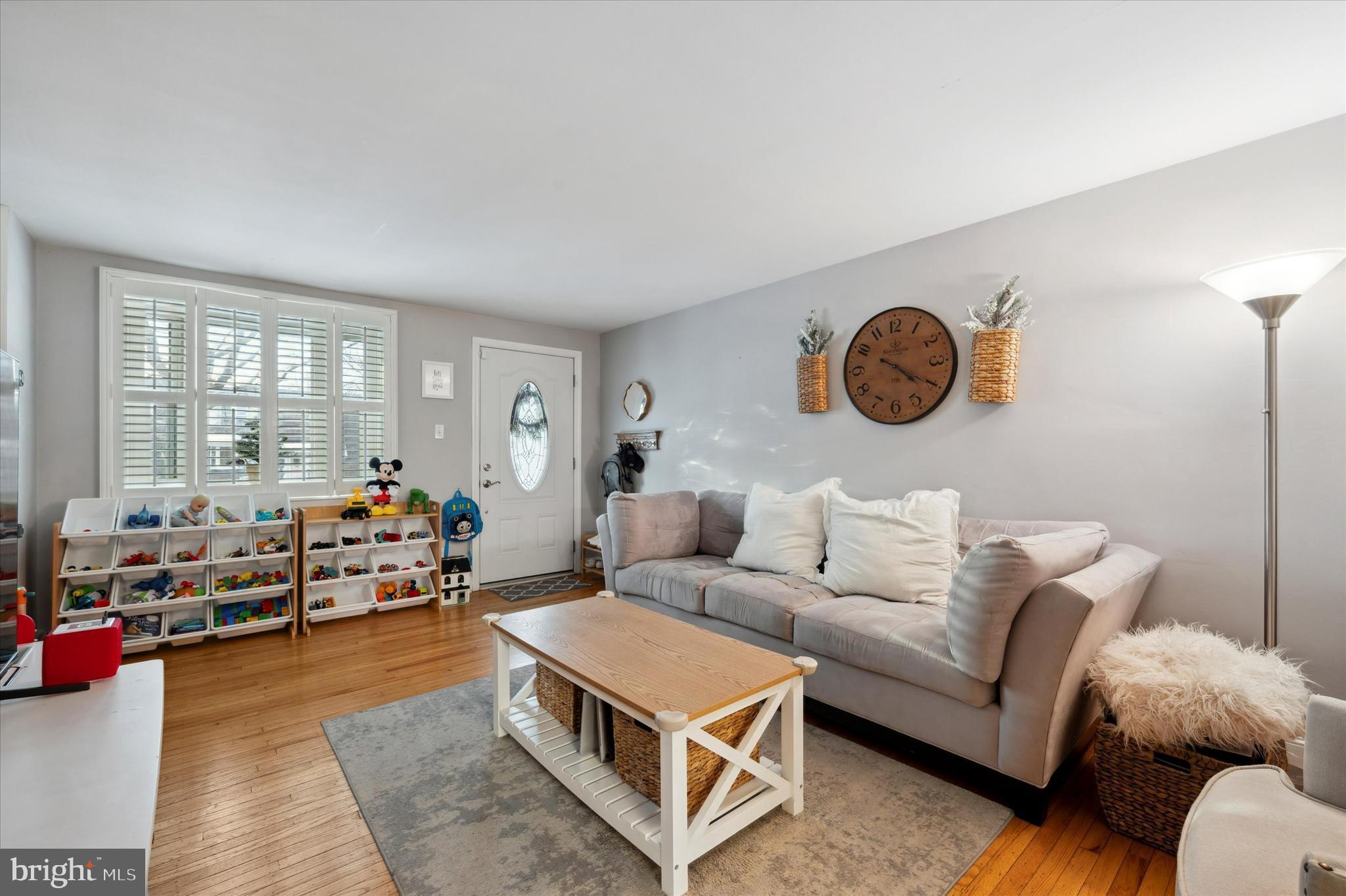 CLIFTON HEIGHTS - Residential