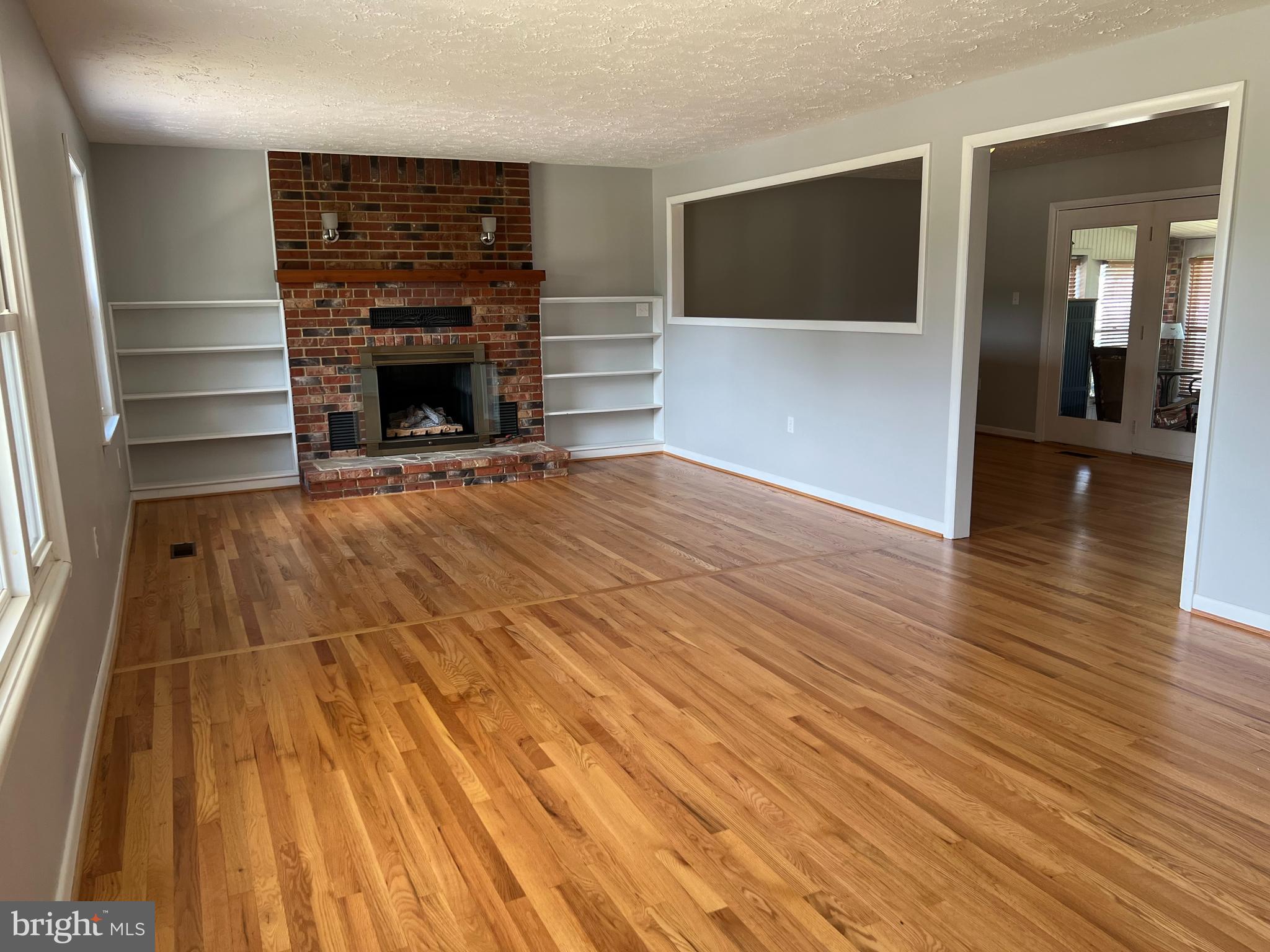 SUBURBAN HEIGHTS - Residential