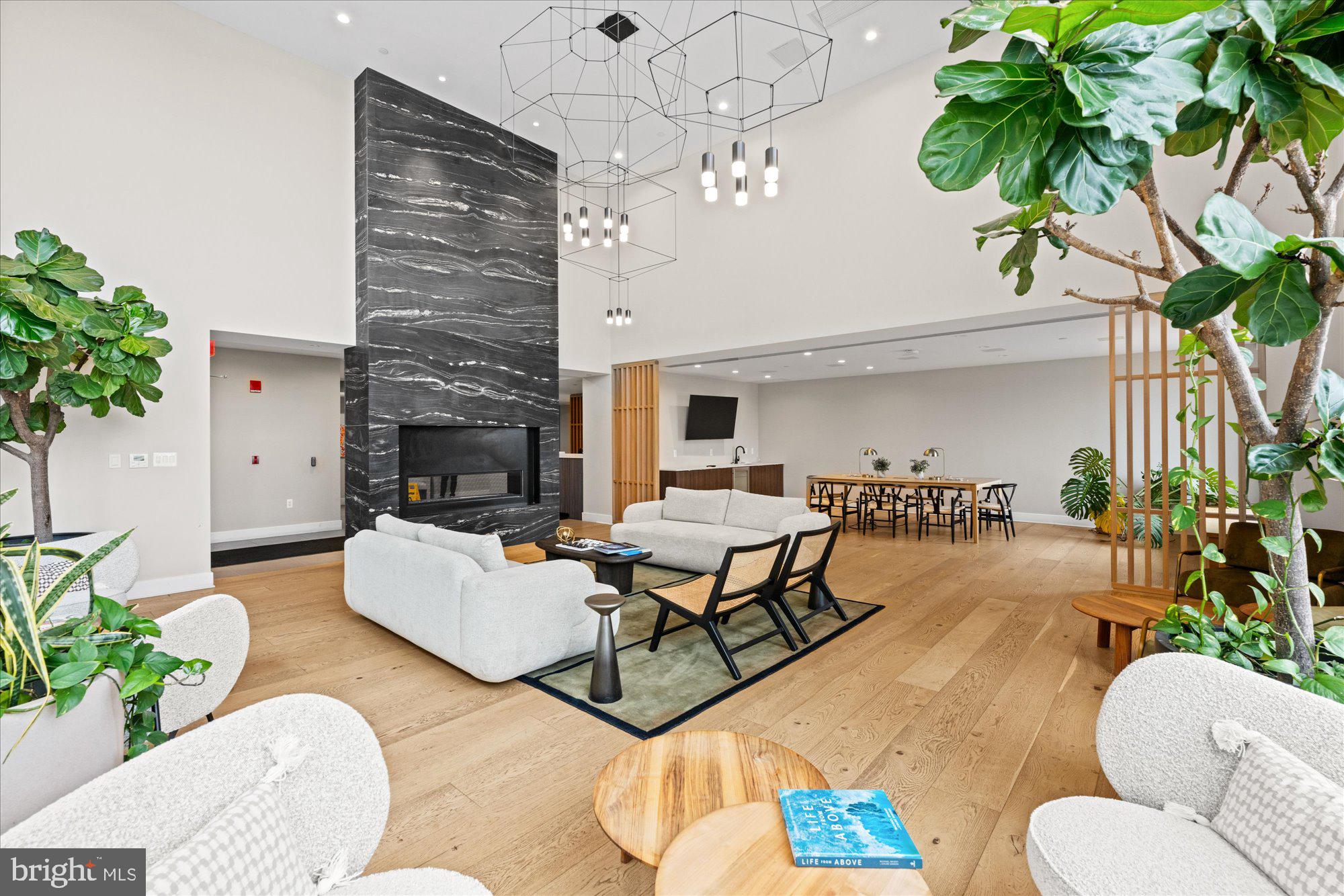 NAVY YARD - Residential
