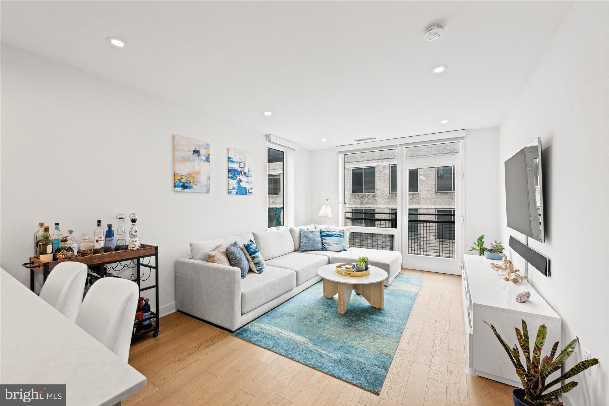 NAVY YARD - Residential