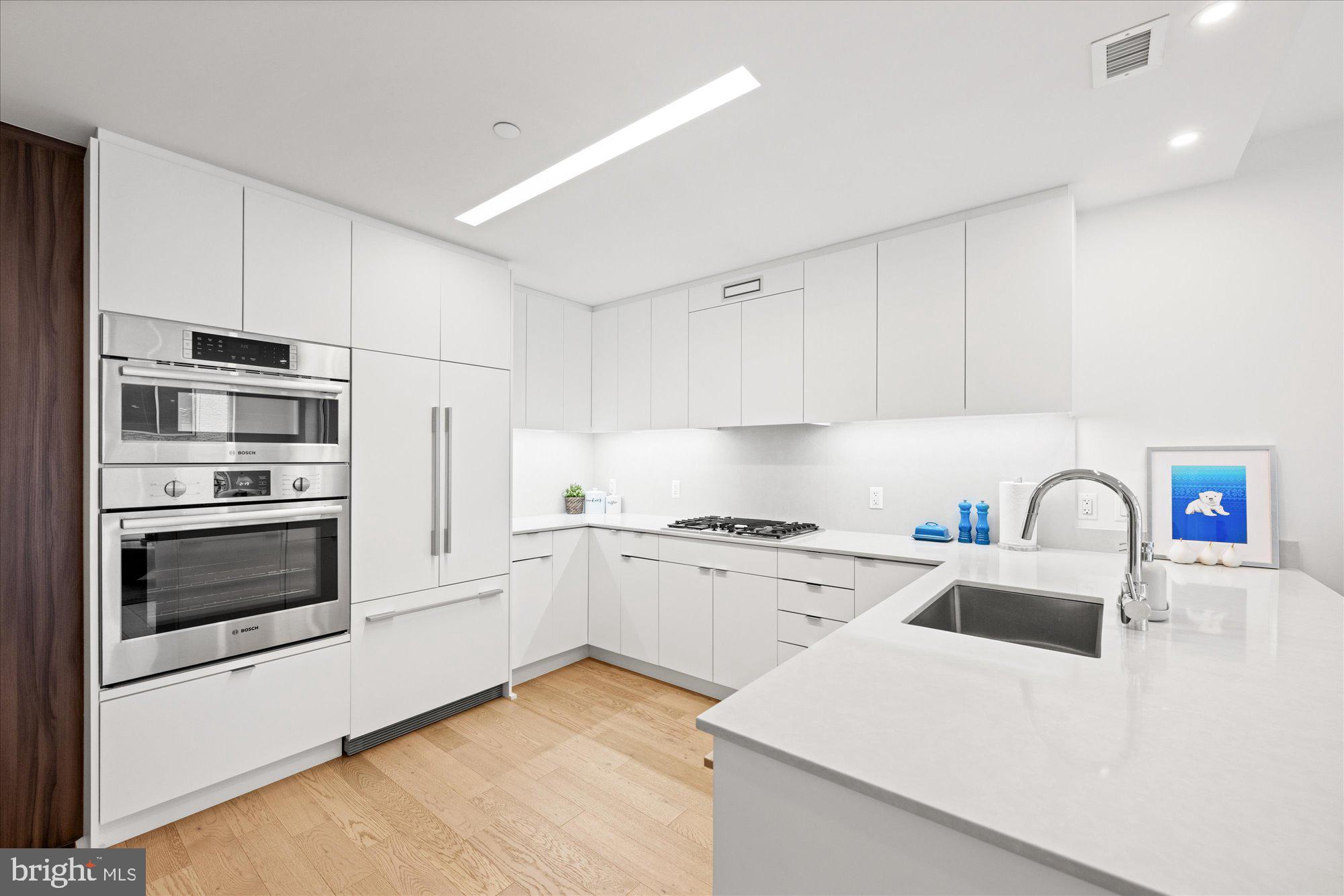 NAVY YARD - Residential