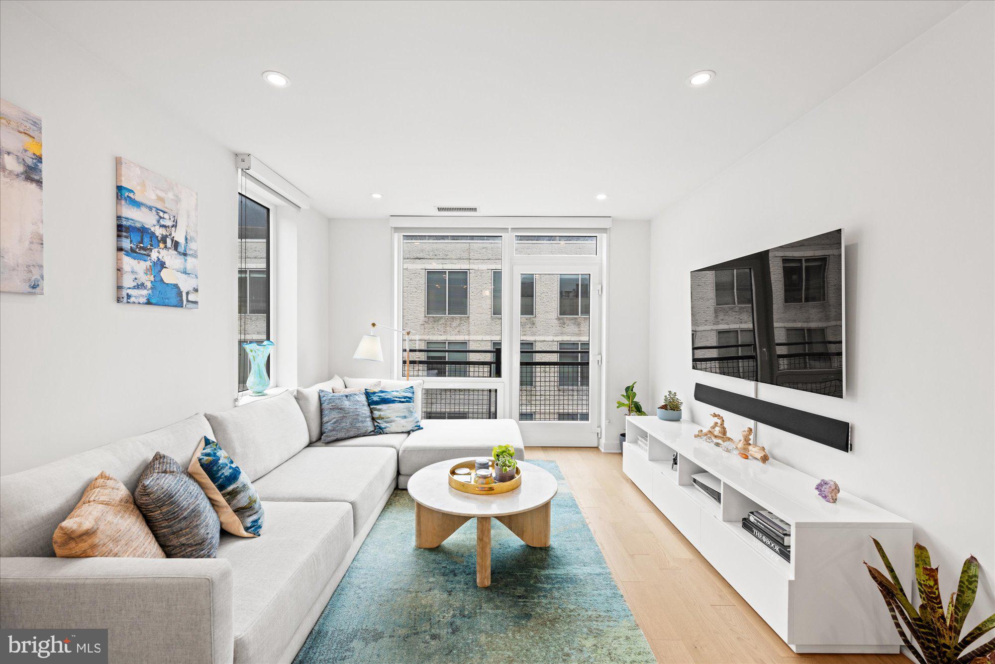 NAVY YARD - Residential