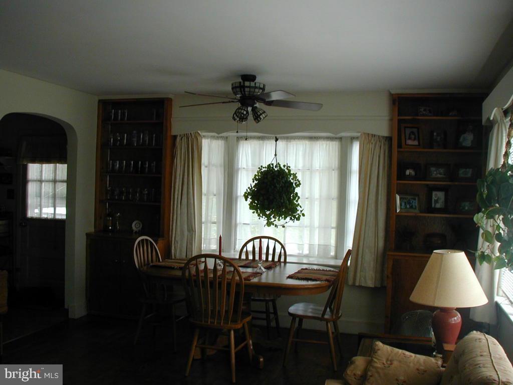 CHESTNUT RIDGE - Residential
