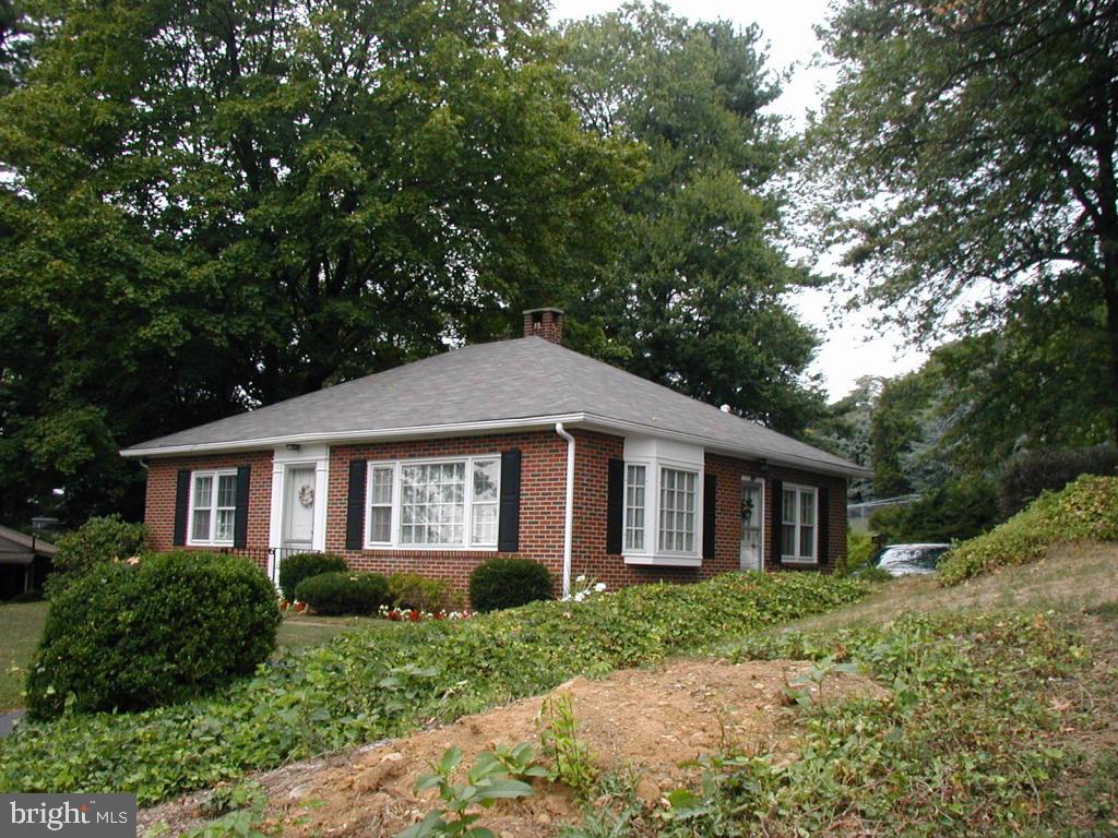 CHESTNUT RIDGE - Residential