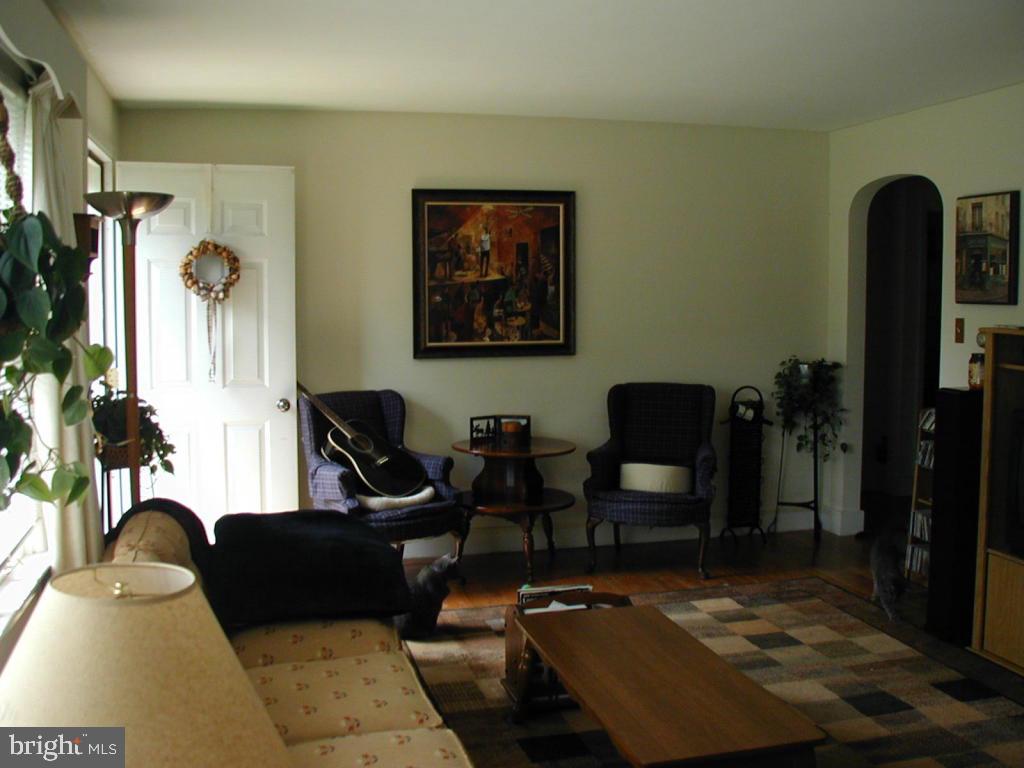 CHESTNUT RIDGE - Residential