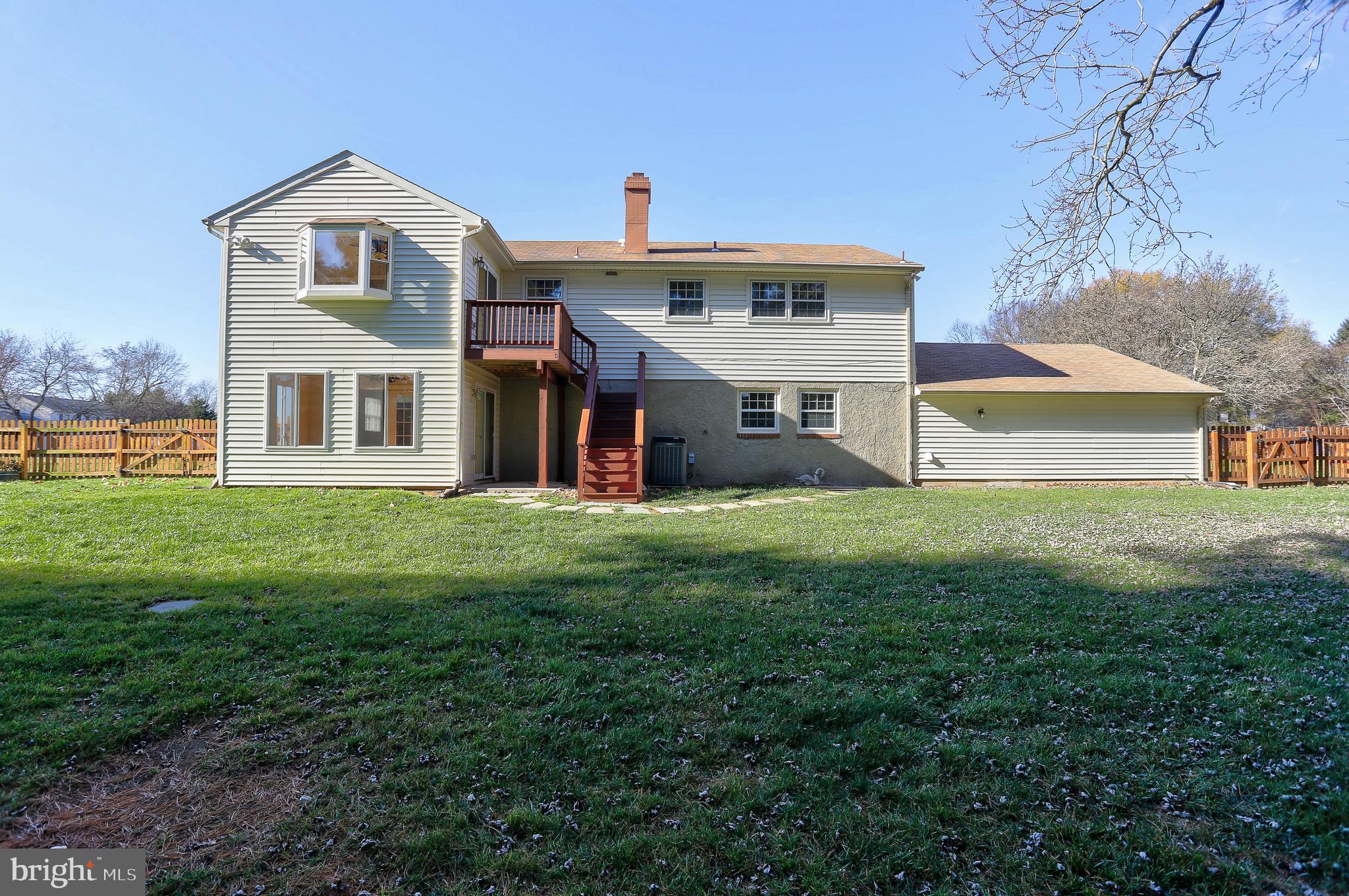 3229 RAMBLEWOOD ROAD