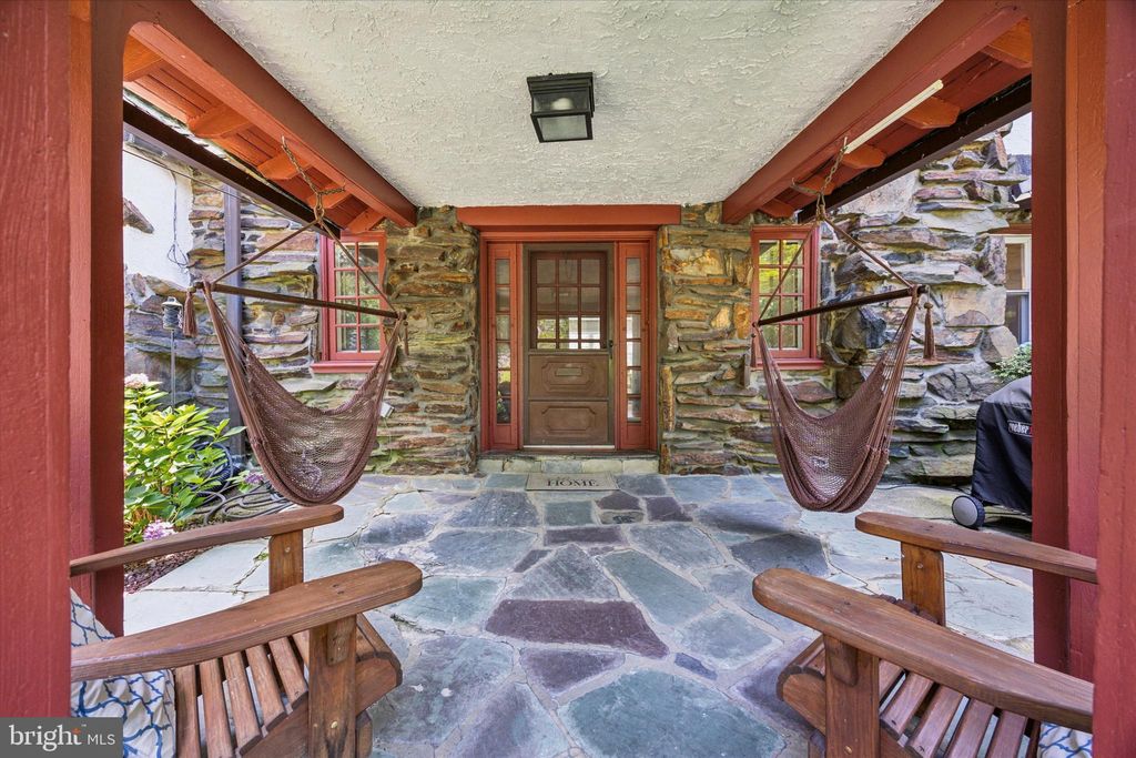 Photo of 160 Edgehill Road, BALA CYNWYD, PA 19004 (MLS # PAMC2159222)
