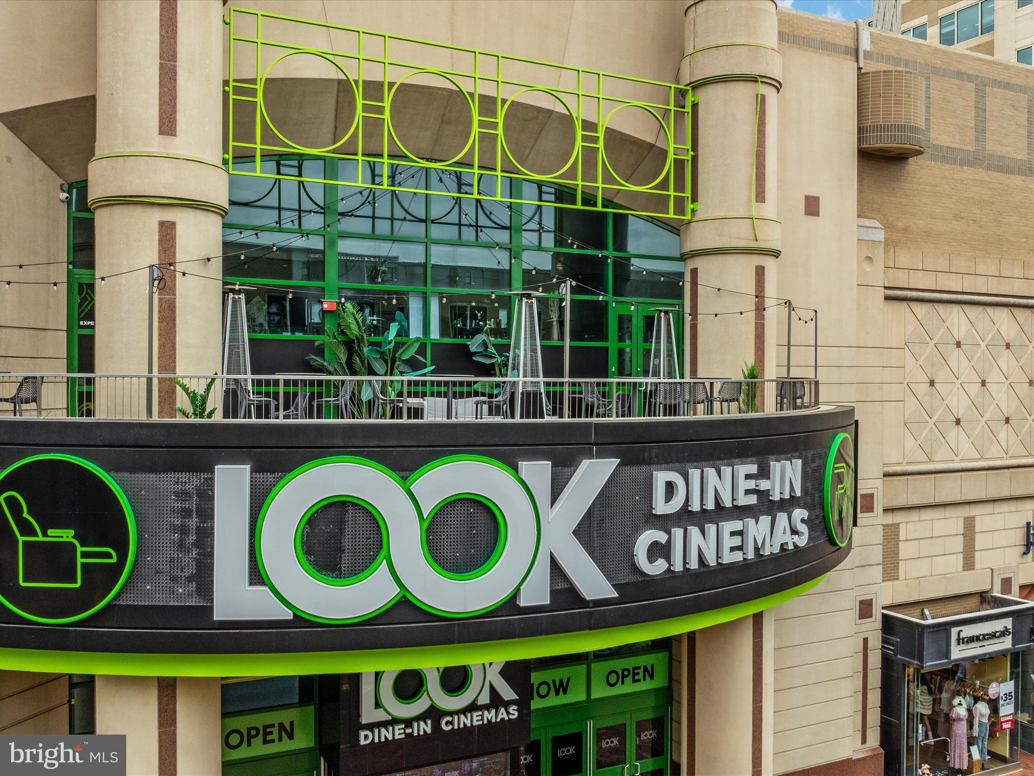 DEEPWOOD - Residential