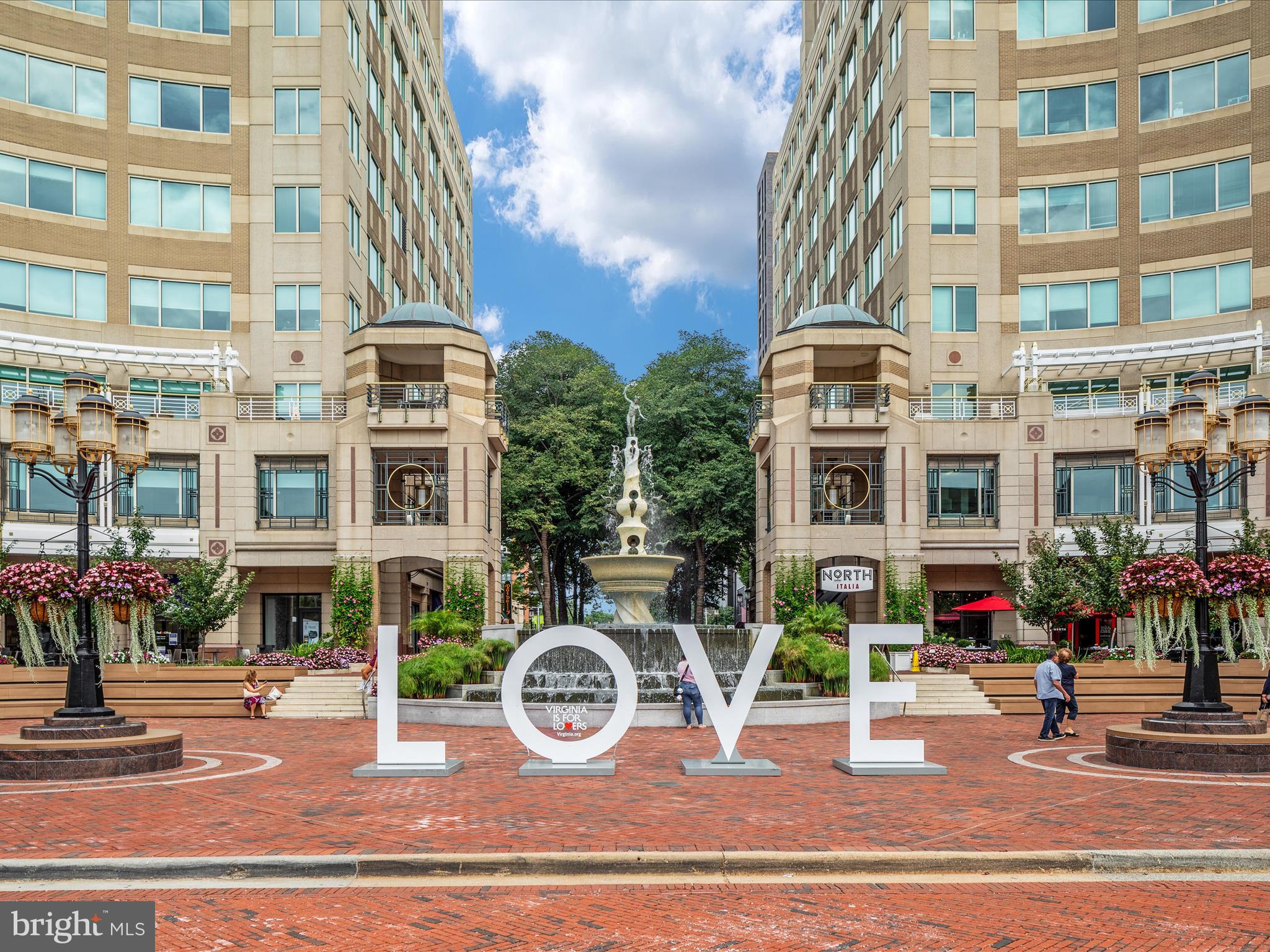 DEEPWOOD - Residential