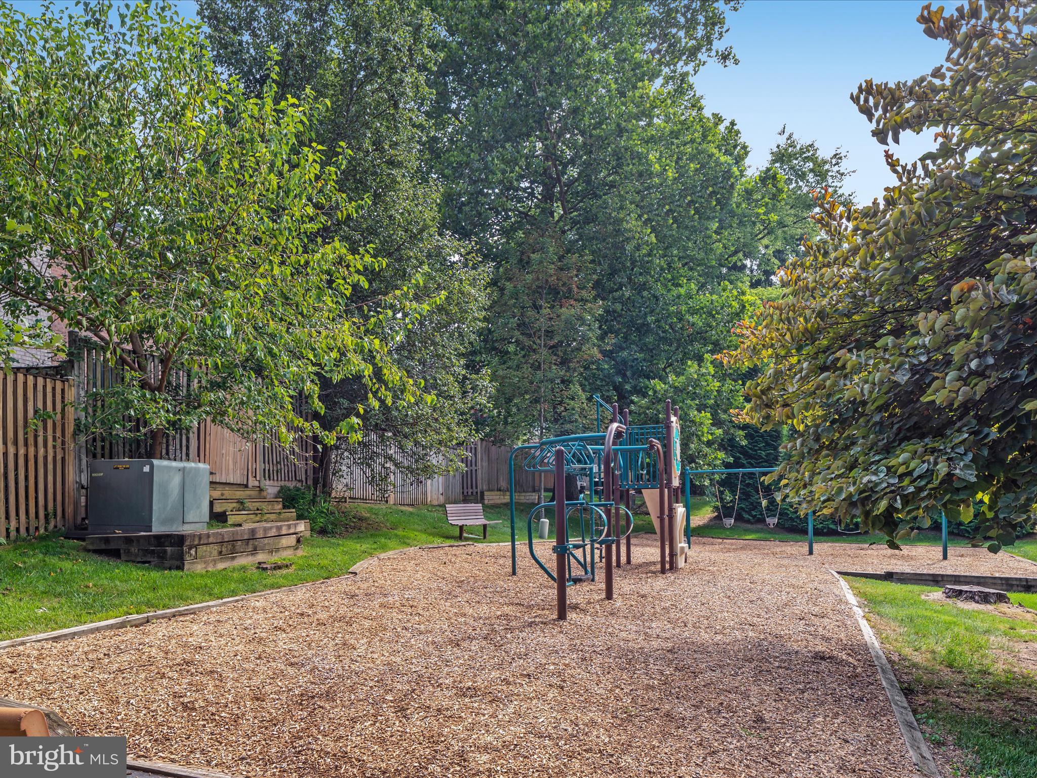 DEEPWOOD - Residential