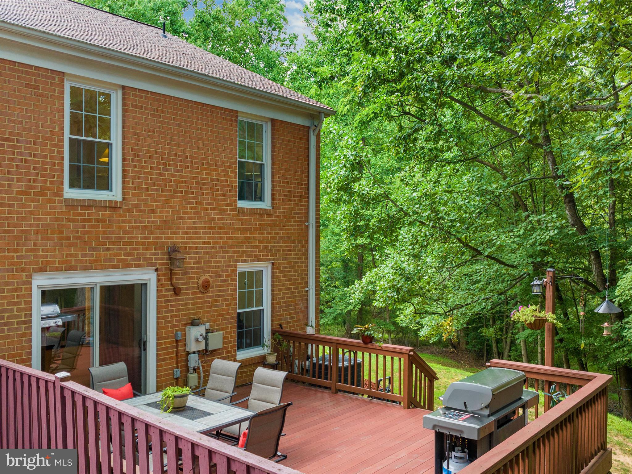 DEEPWOOD - Residential