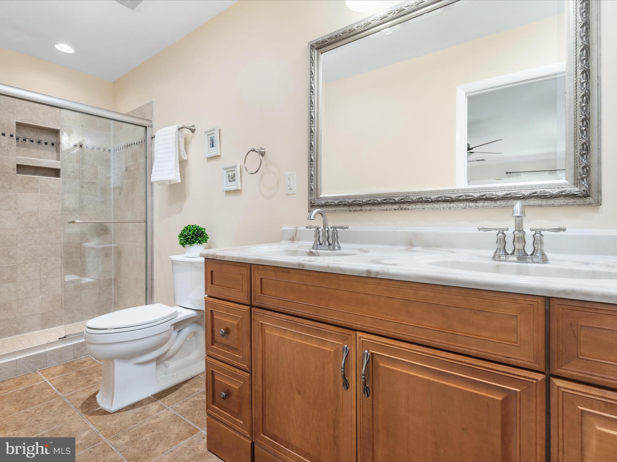 DEEPWOOD - Residential