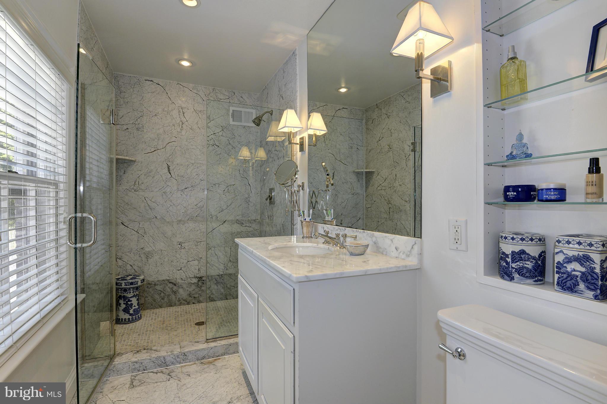 WESTMORELAND HILLS - Residential