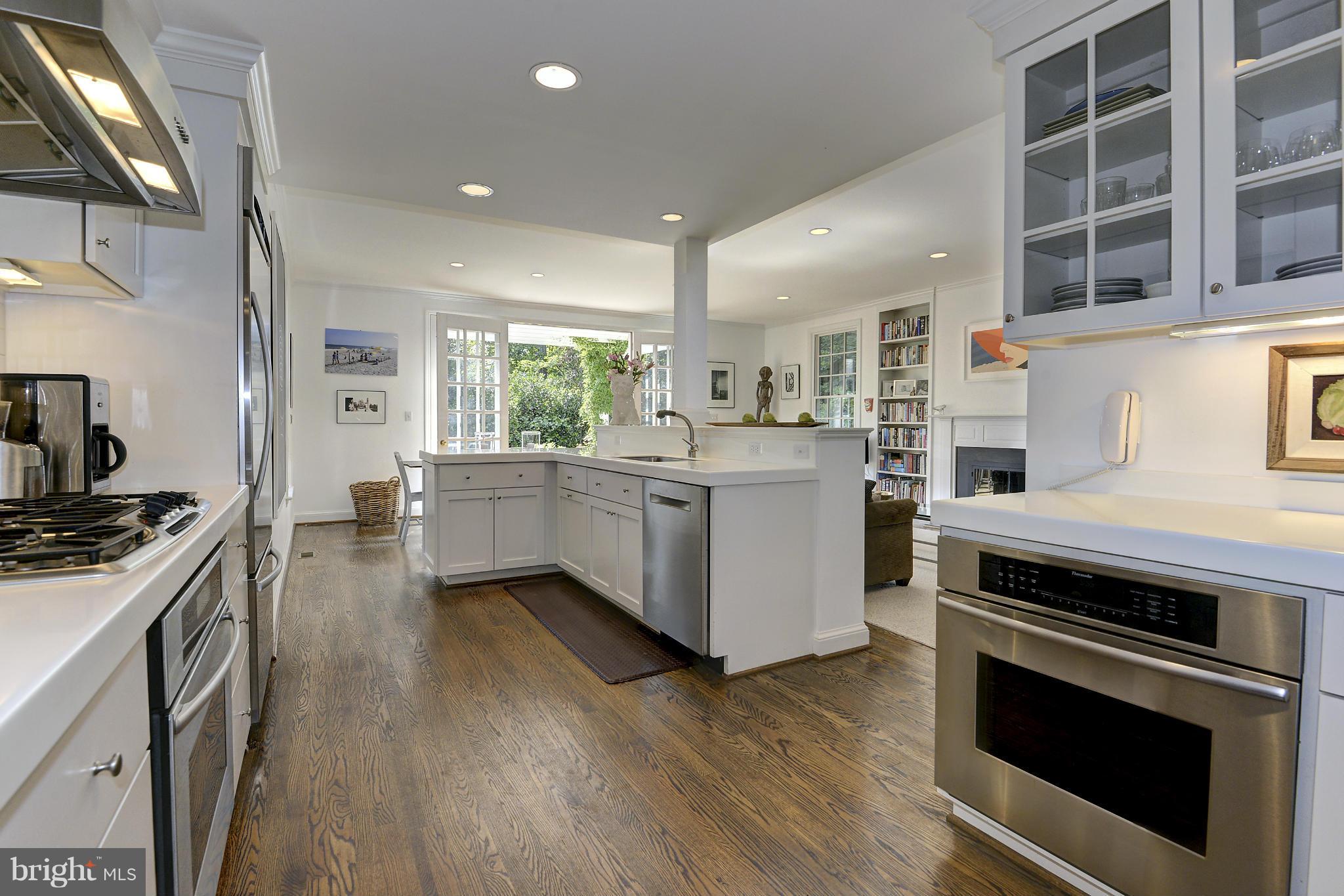 WESTMORELAND HILLS - Residential