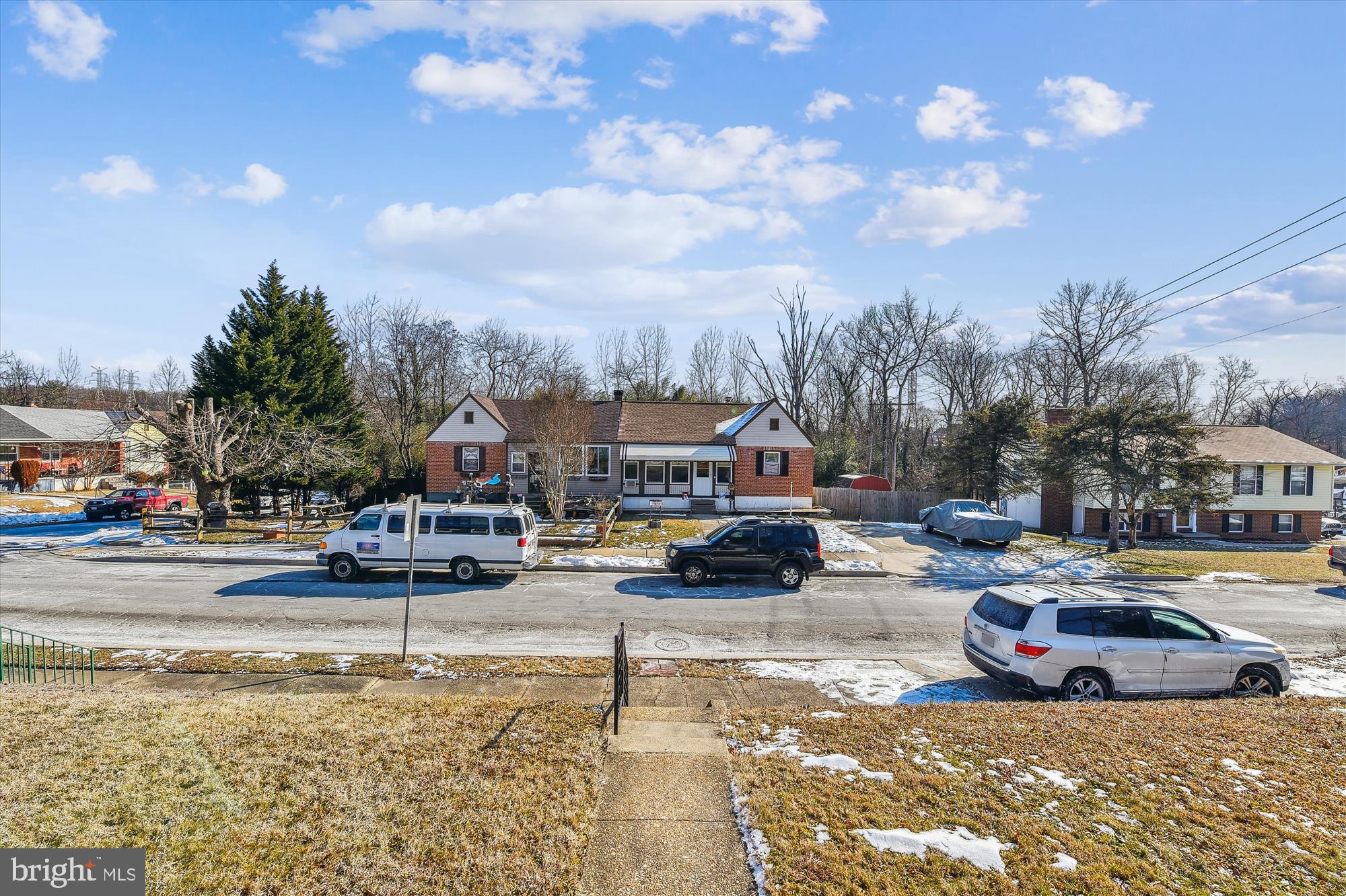 ELMWOOD - Residential