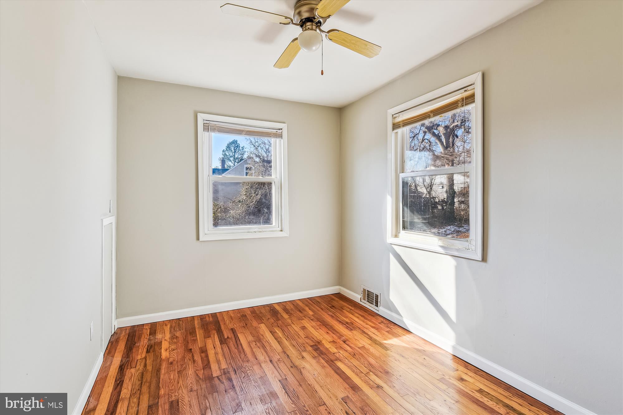 ELMWOOD - Residential