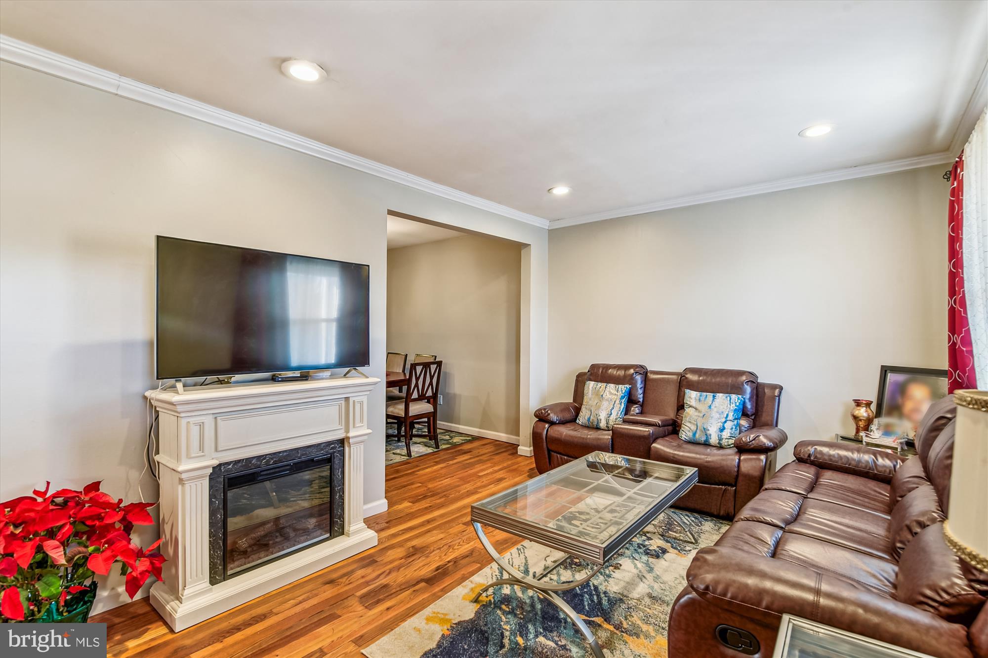 ELMWOOD - Residential