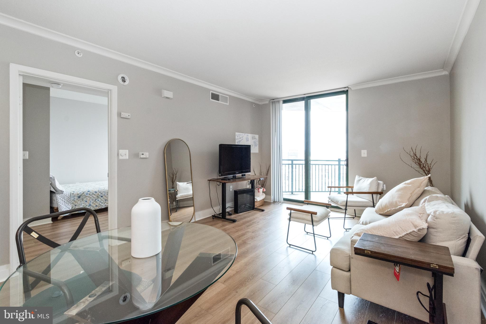 DOWNTOWN - Residential