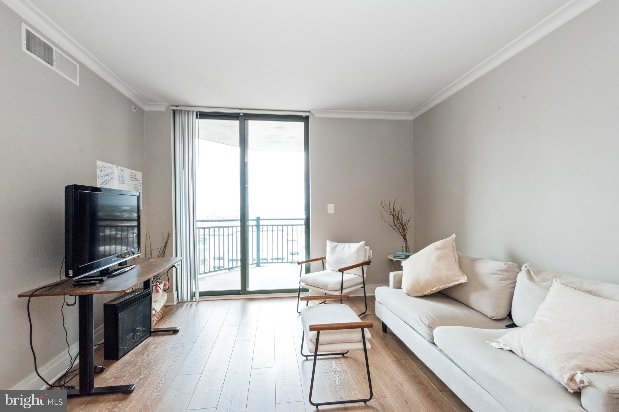 DOWNTOWN - Residential