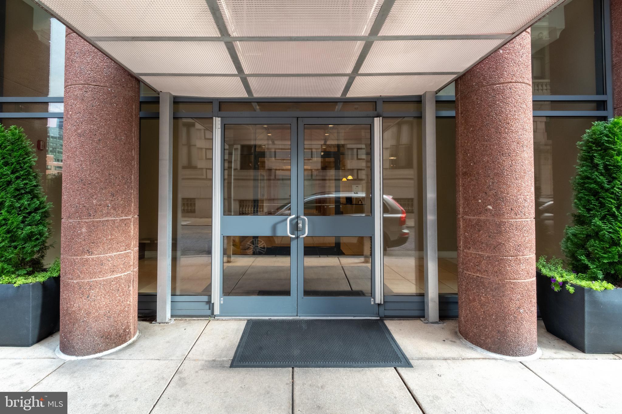 DOWNTOWN - Residential