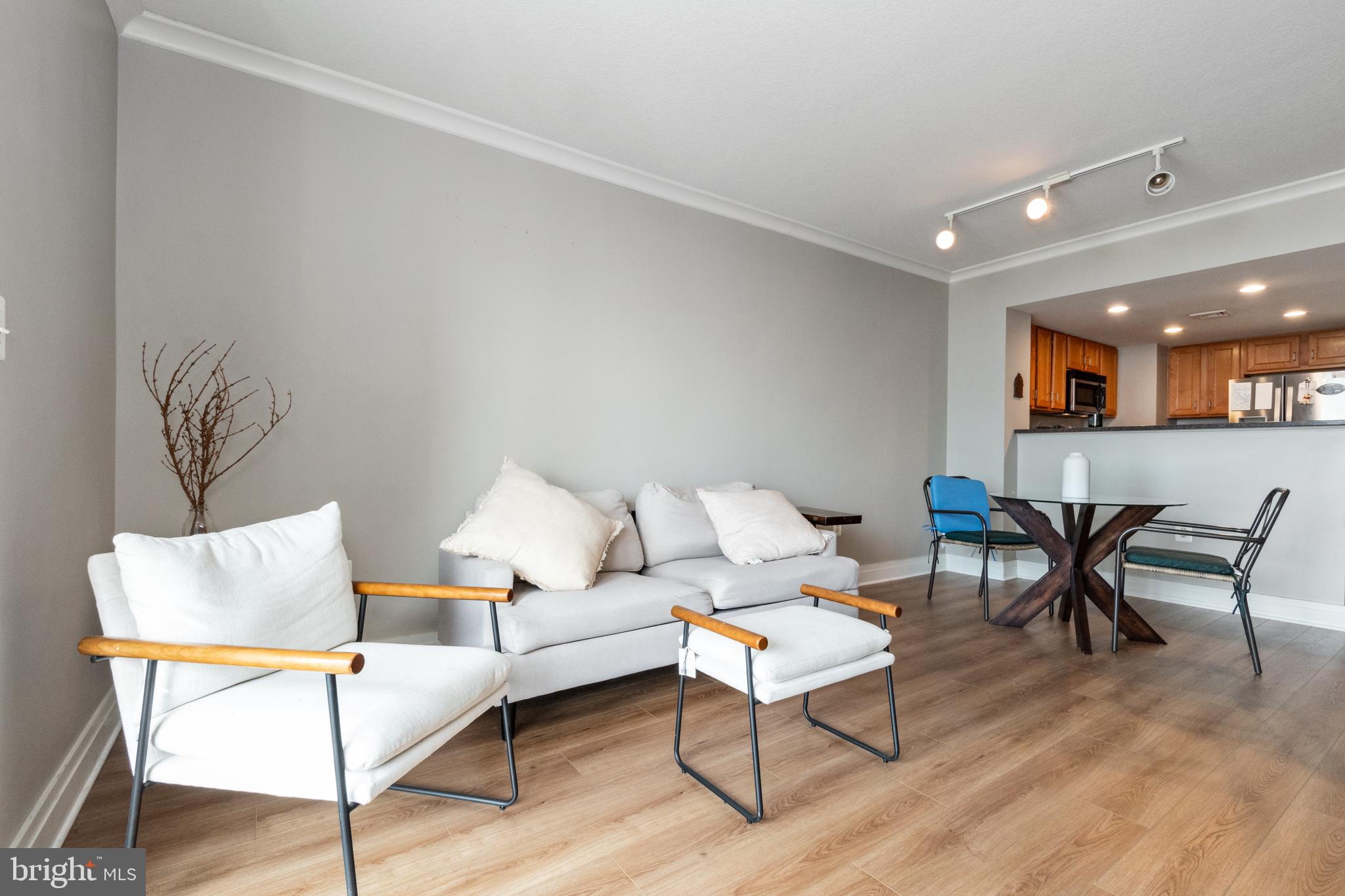 DOWNTOWN - Residential