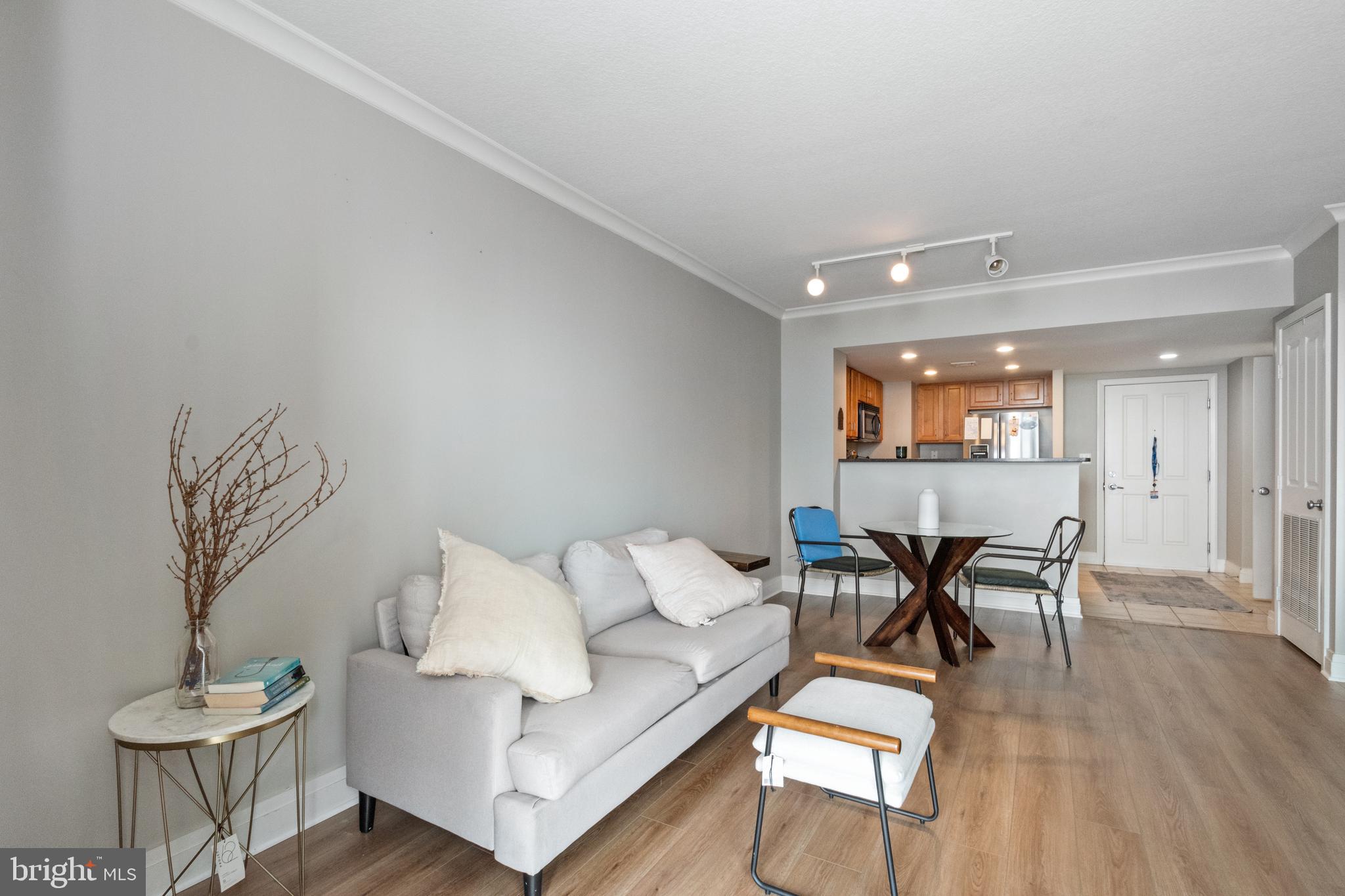 DOWNTOWN - Residential