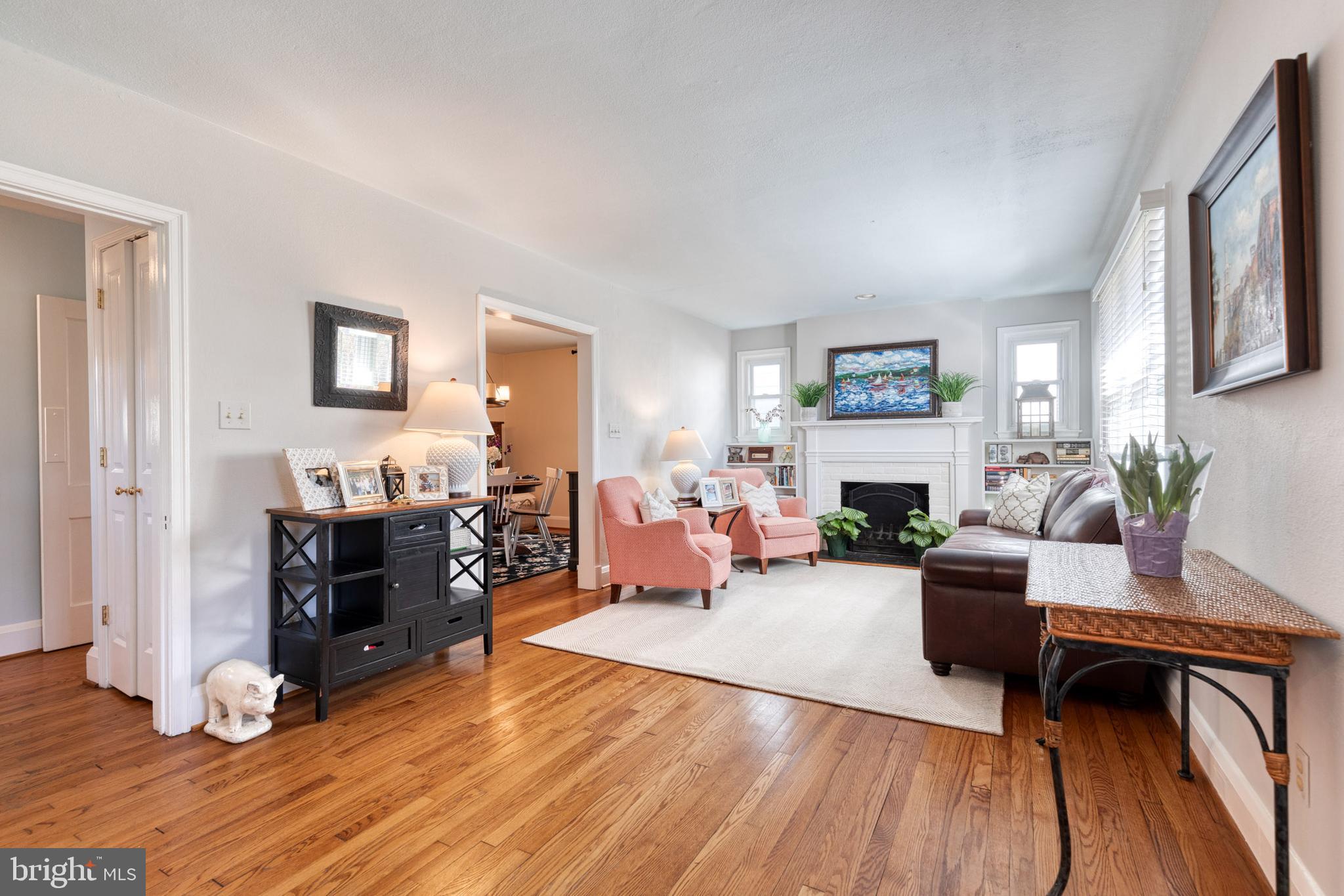 COLONIAL COURT - Residential Lease