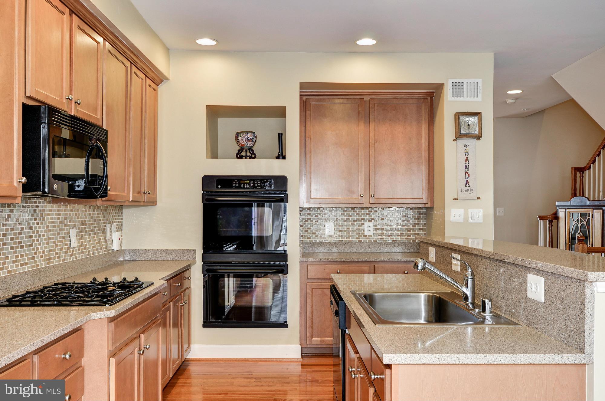 KING FARM IRVINGTON - Residential