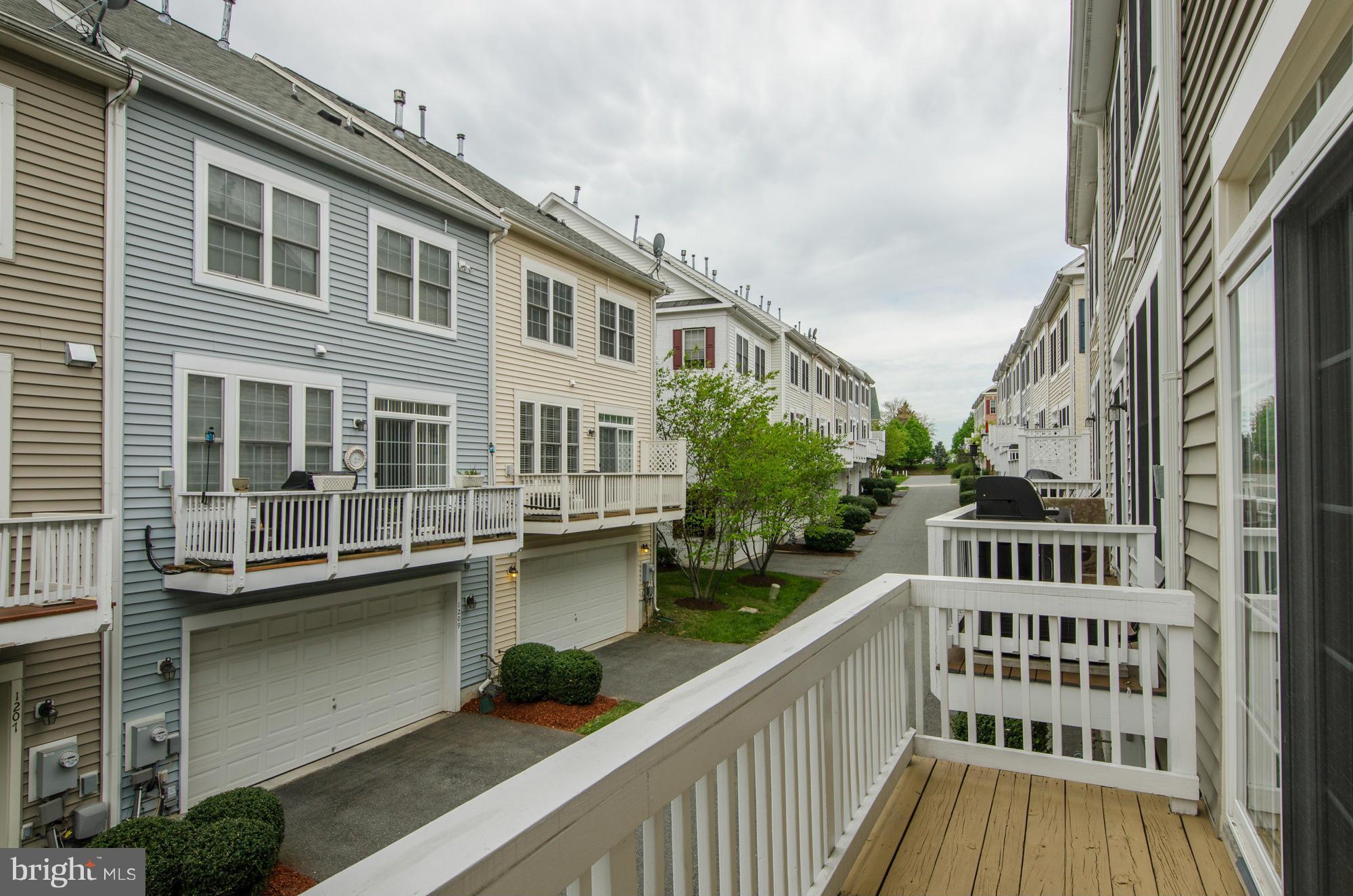 KING FARM IRVINGTON - Residential